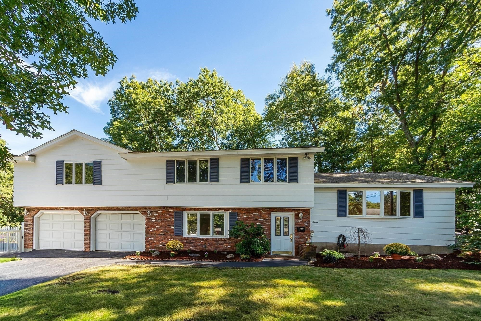 7 Gaywood Cir, Peabody, MA 01960