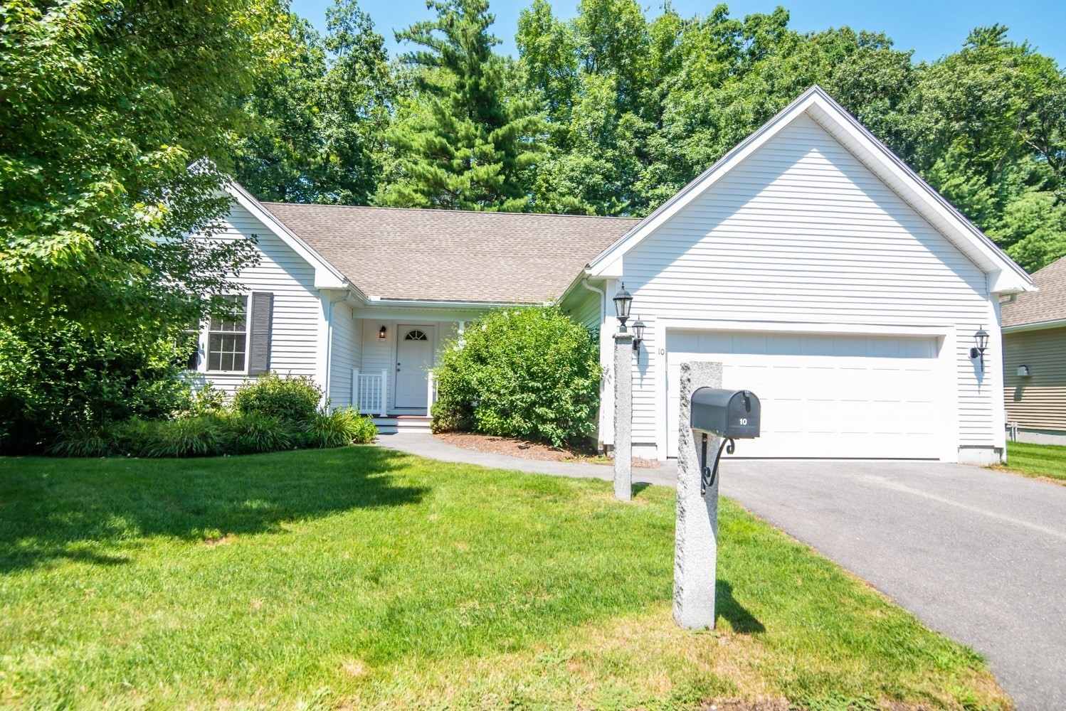 10 Ashley Ln Unit 10, Methuen, MA 01844