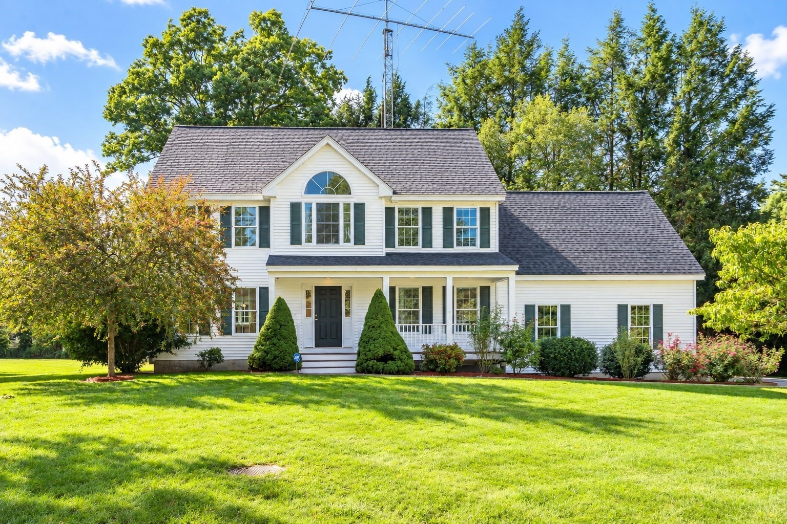 10 Henley Rd, Acton, MA 01720