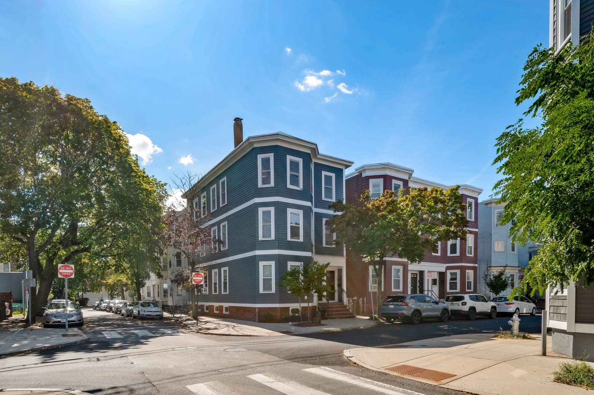 26 Plymouth Unit 2, Cambridge, MA 02141