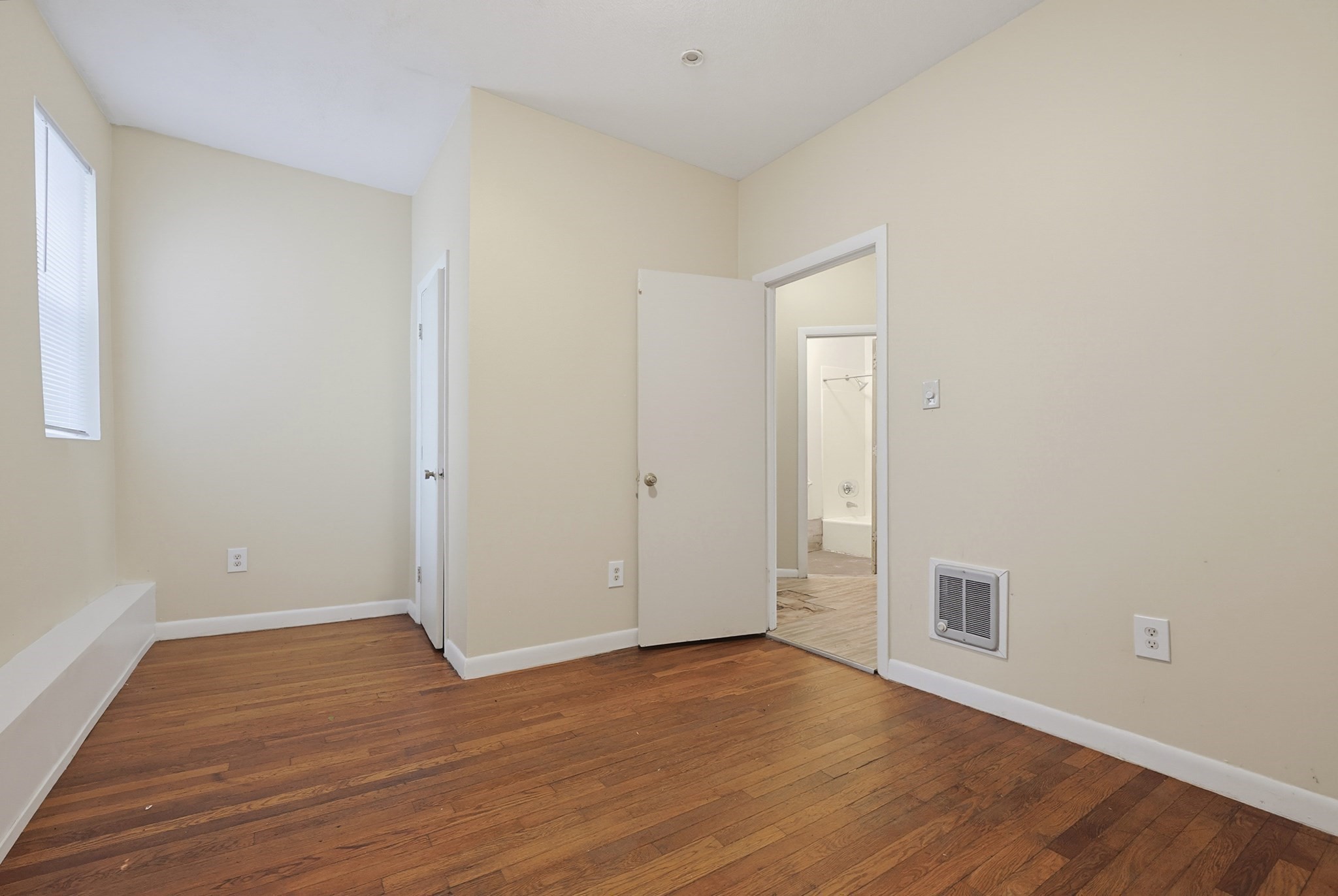 117 Regent St, Roxbury, Boston, MA 02119 - Image 13