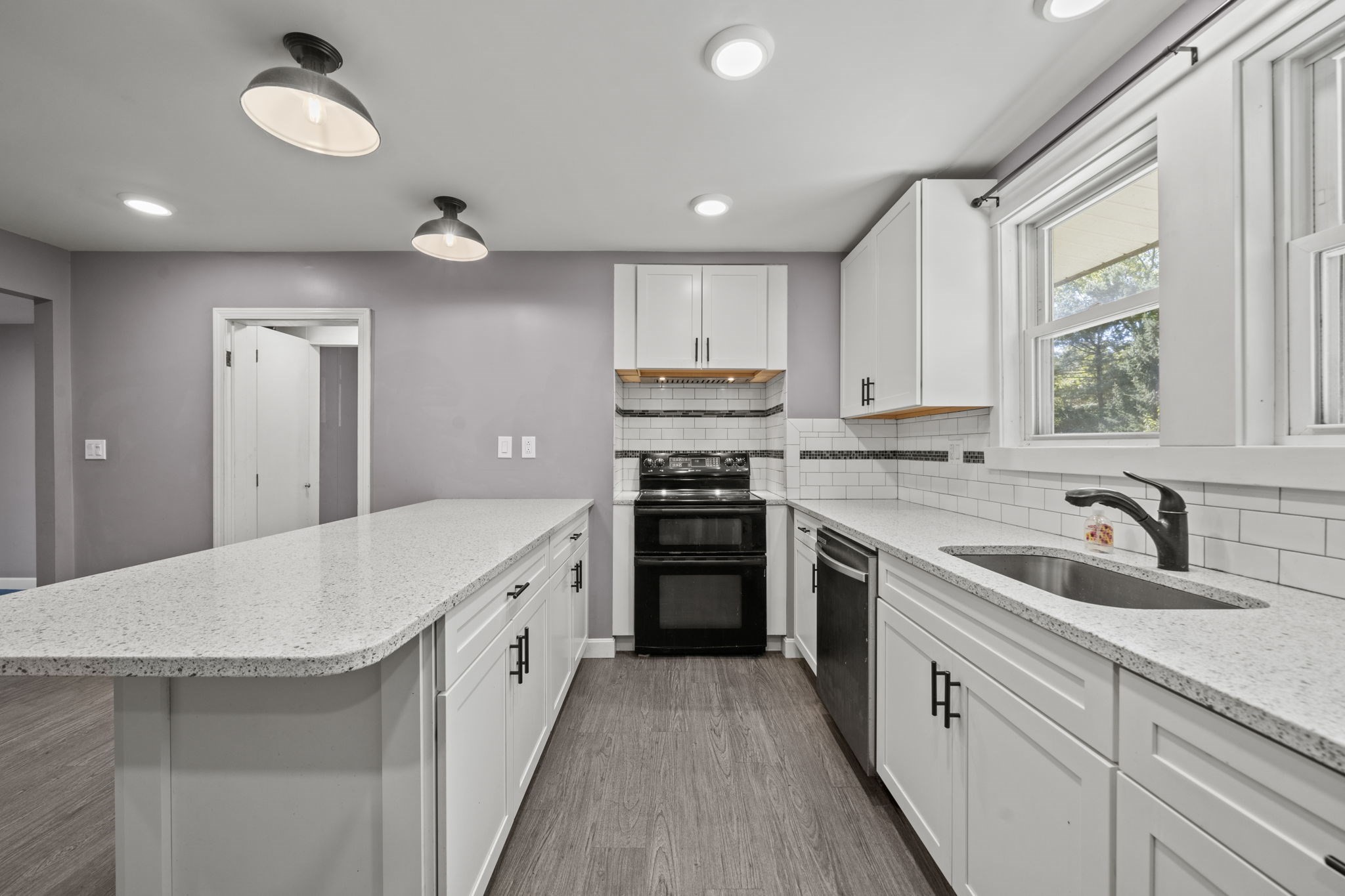 52 Forest Park Rd, Woburn, MA 01801 - Image 3