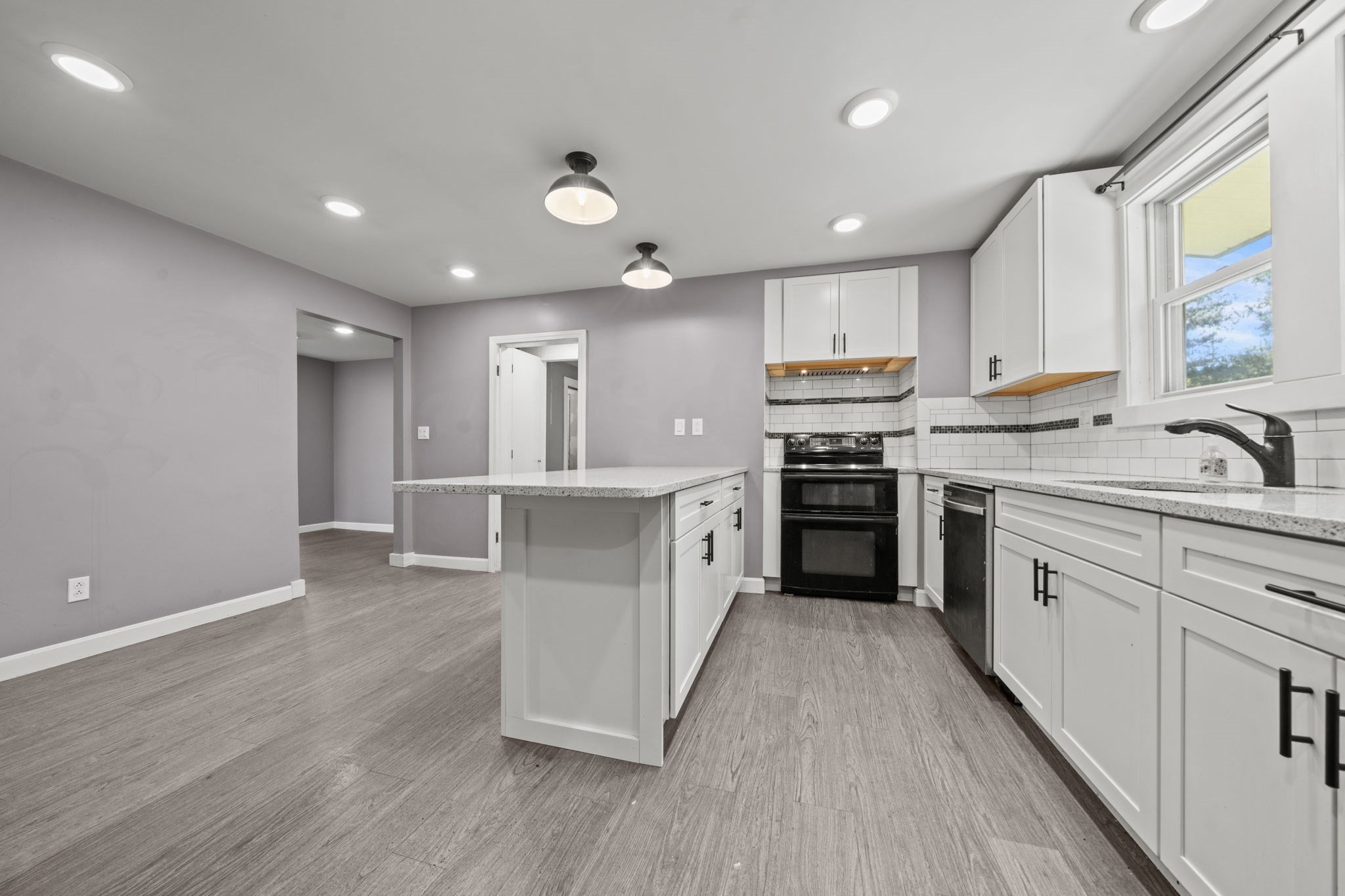52 Forest Park Rd, Woburn, MA 01801 - Image 5