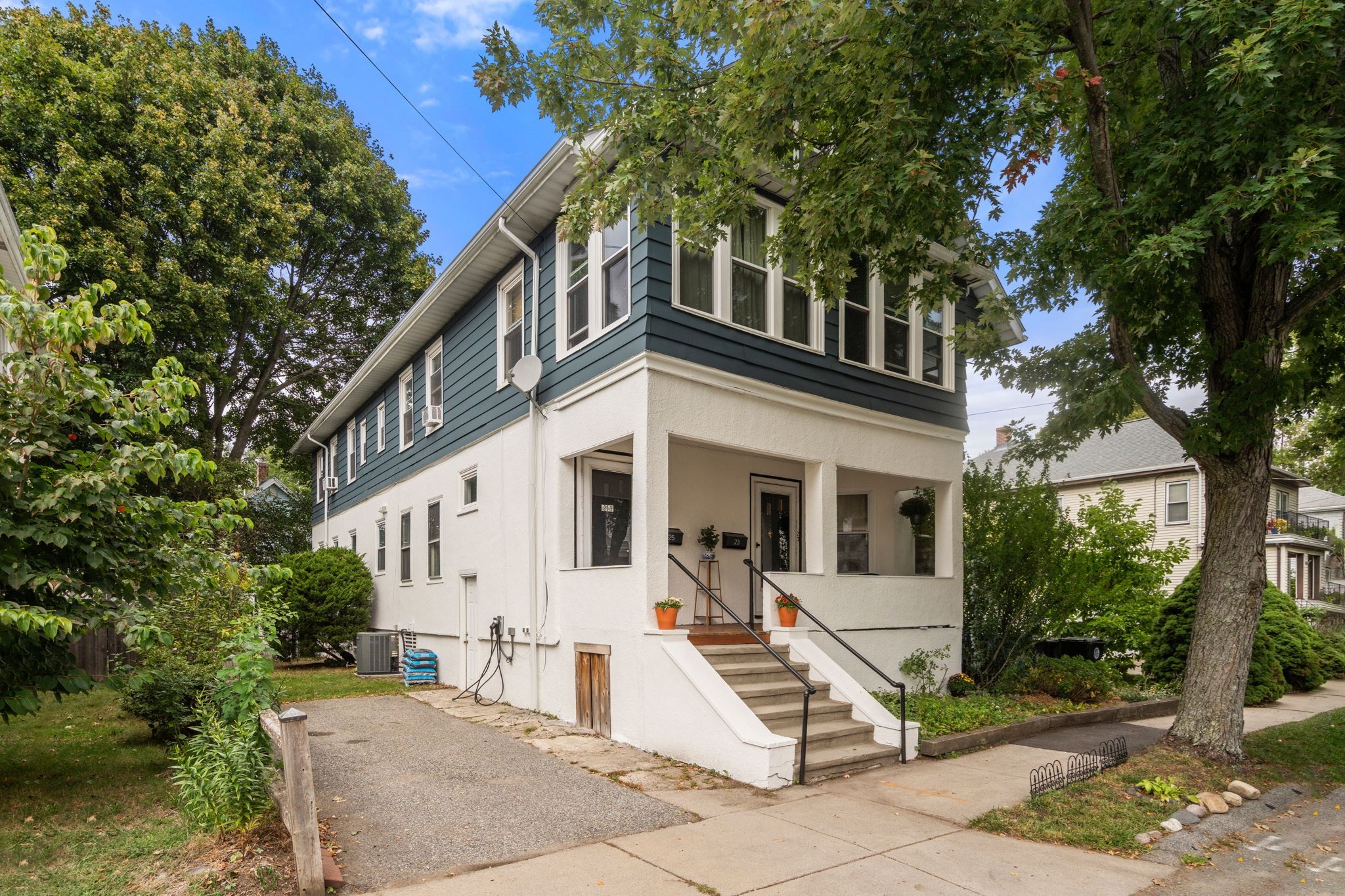 23 Walnut St Unit 23, Belmont, MA 02478
