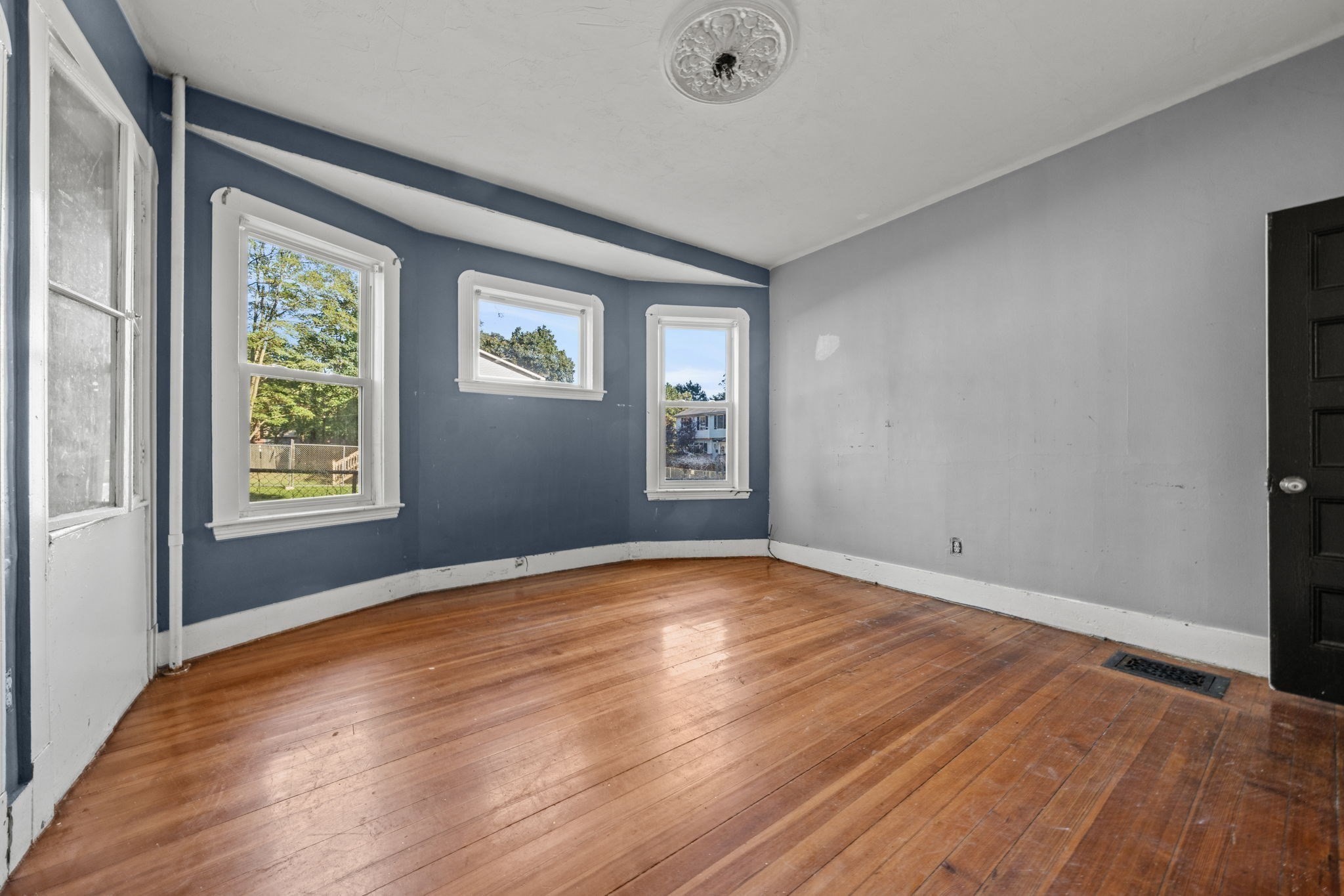 33 Hollander St, Roxbury, Boston, MA 02121 - Image 26