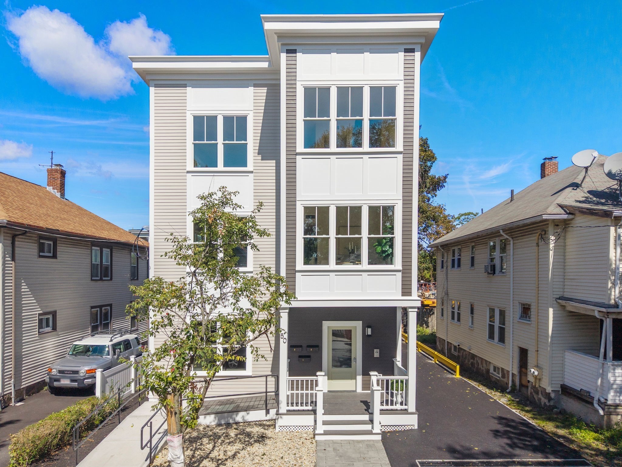 50 Bradeen Unit 2, Roslindale, Boston, MA 02131