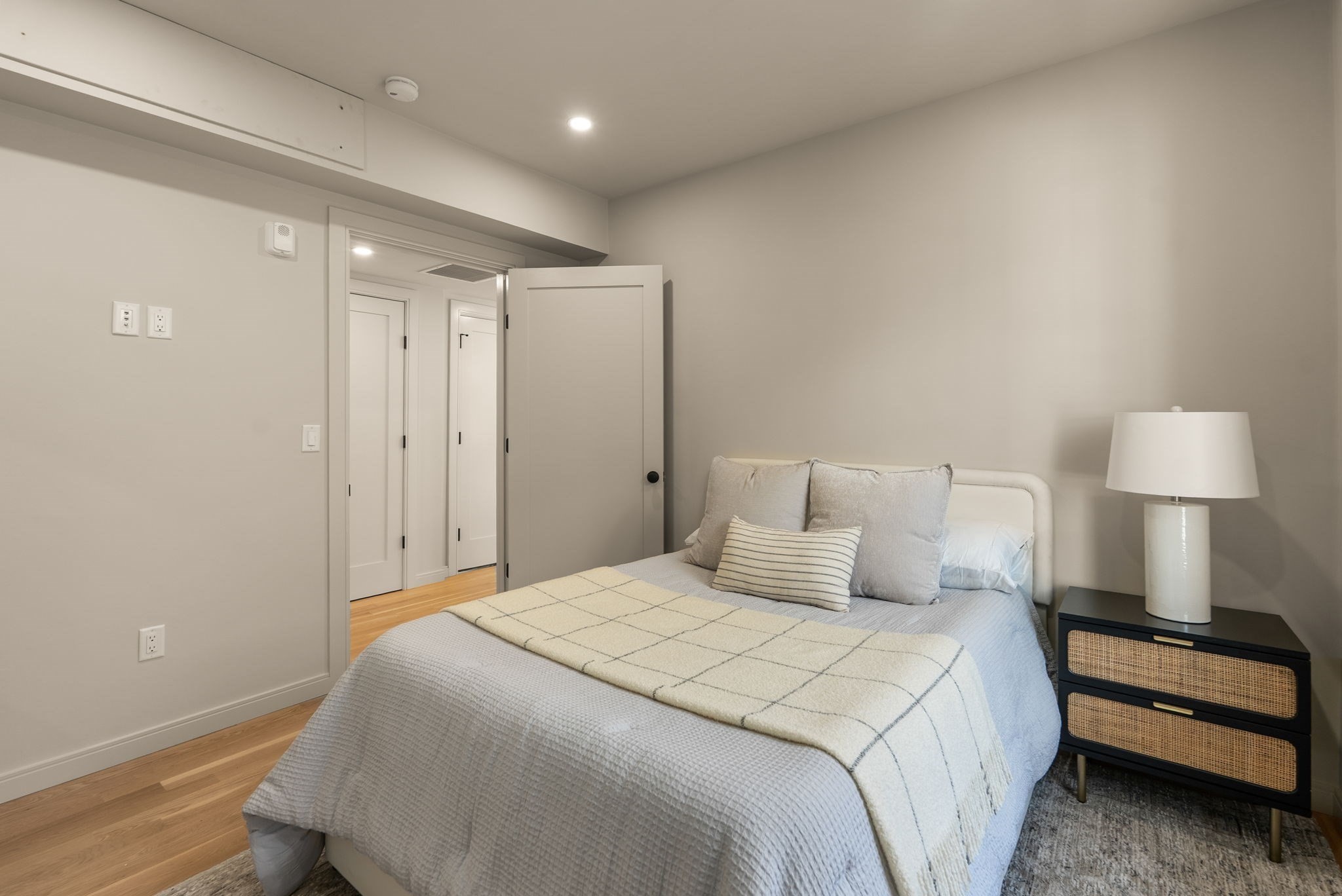 50 Bradeen Unit 2, Roslindale, Boston, MA 02131 - Image 13