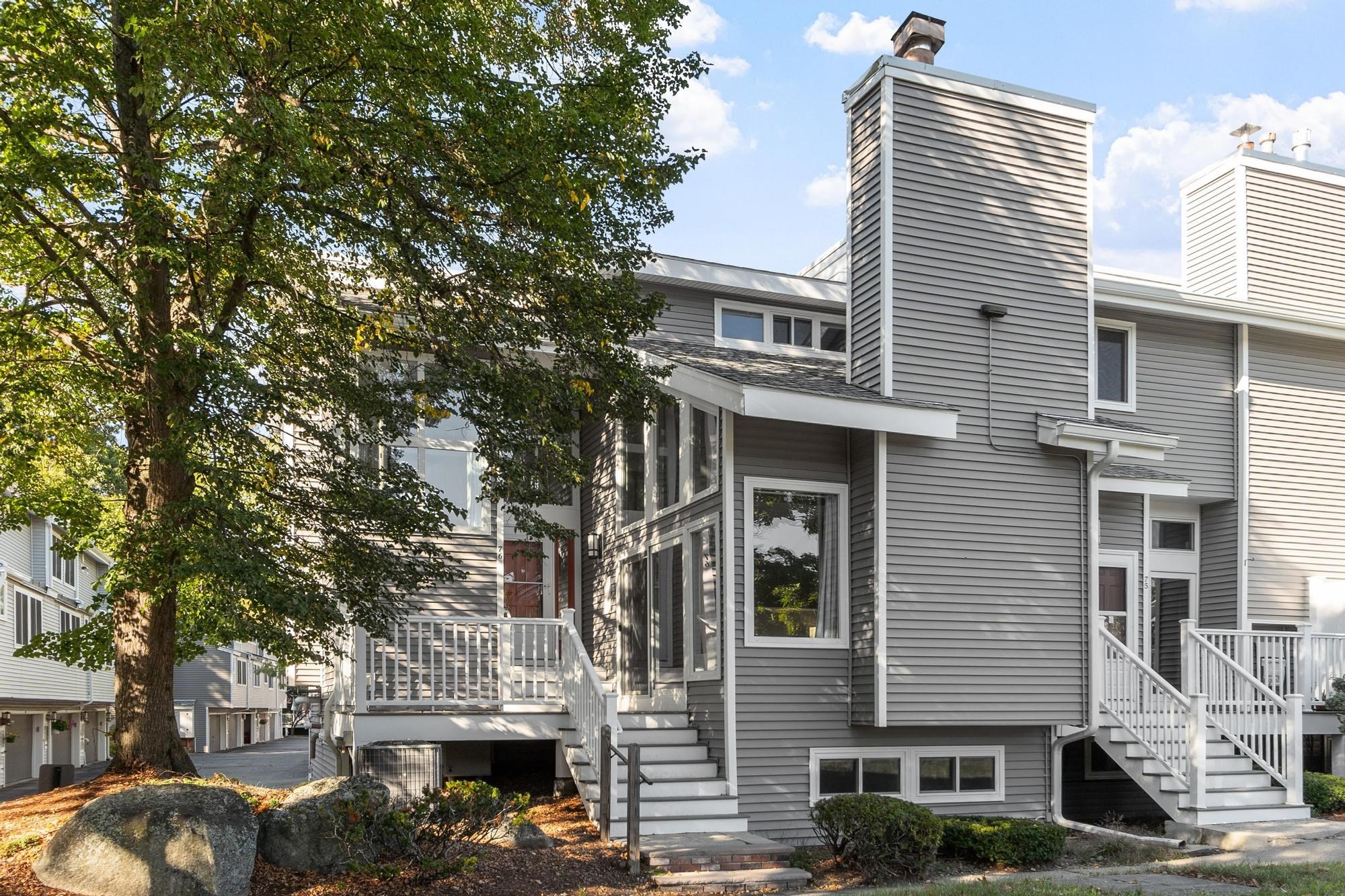 255 North Rd Unit 76, Chelmsford, MA 01824