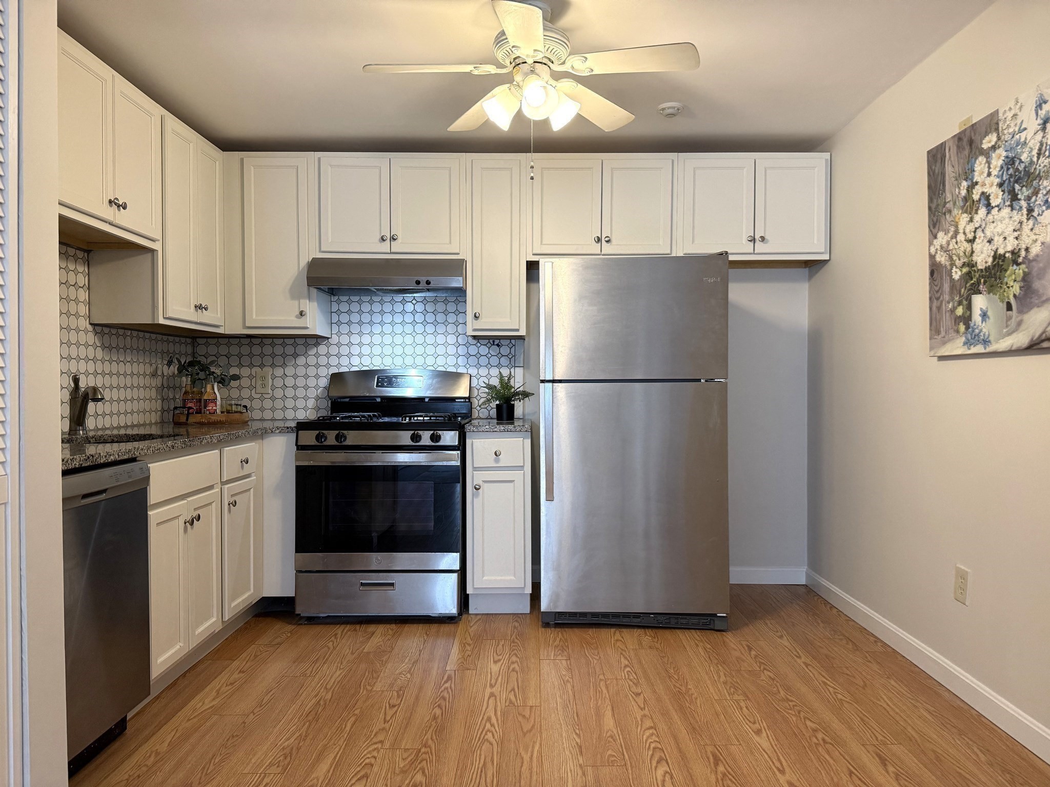 8 Kenmar Dr Unit 64, Billerica, MA 01821