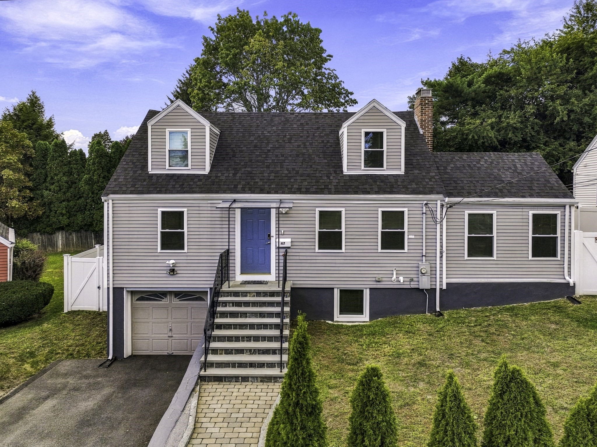 47 Rosedale Rd, Watertown, MA 02472