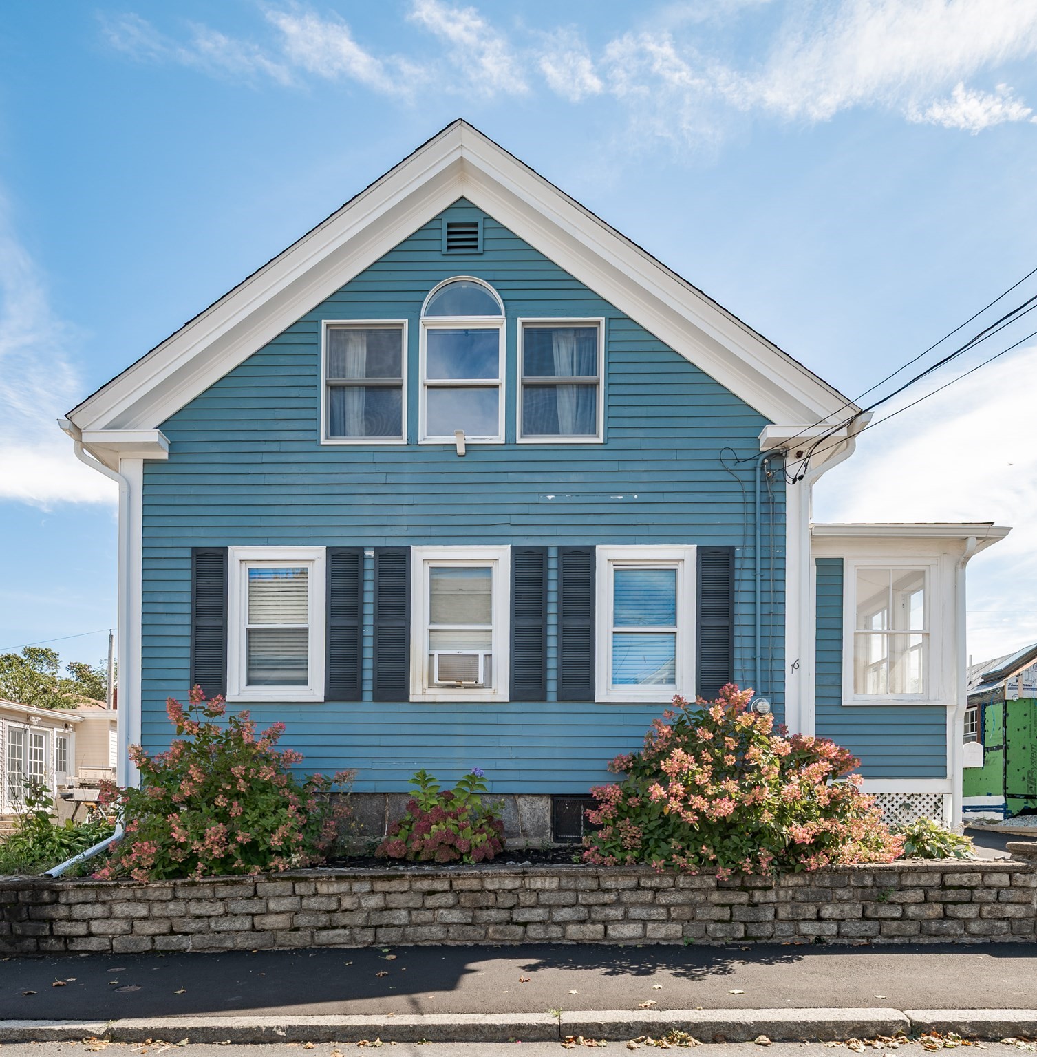 16 Albion St, Salem, MA 01970