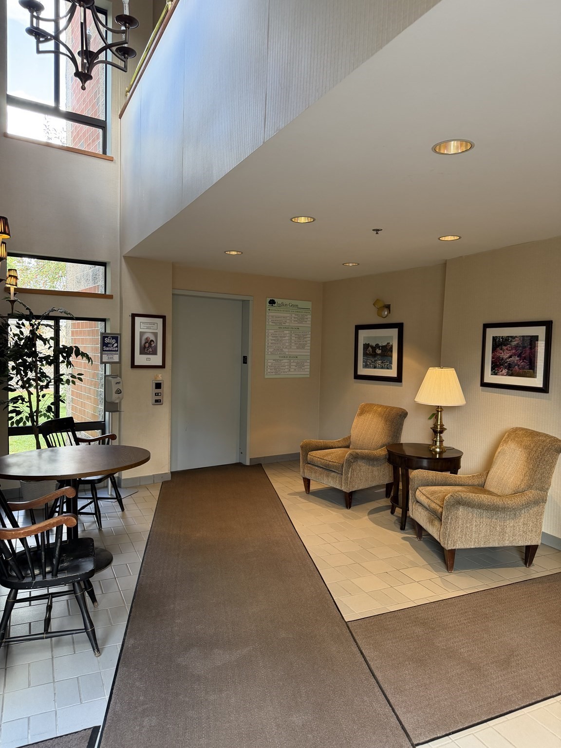 63 Shore Rd Unit 12, Winchester, MA 01890 - Image 2