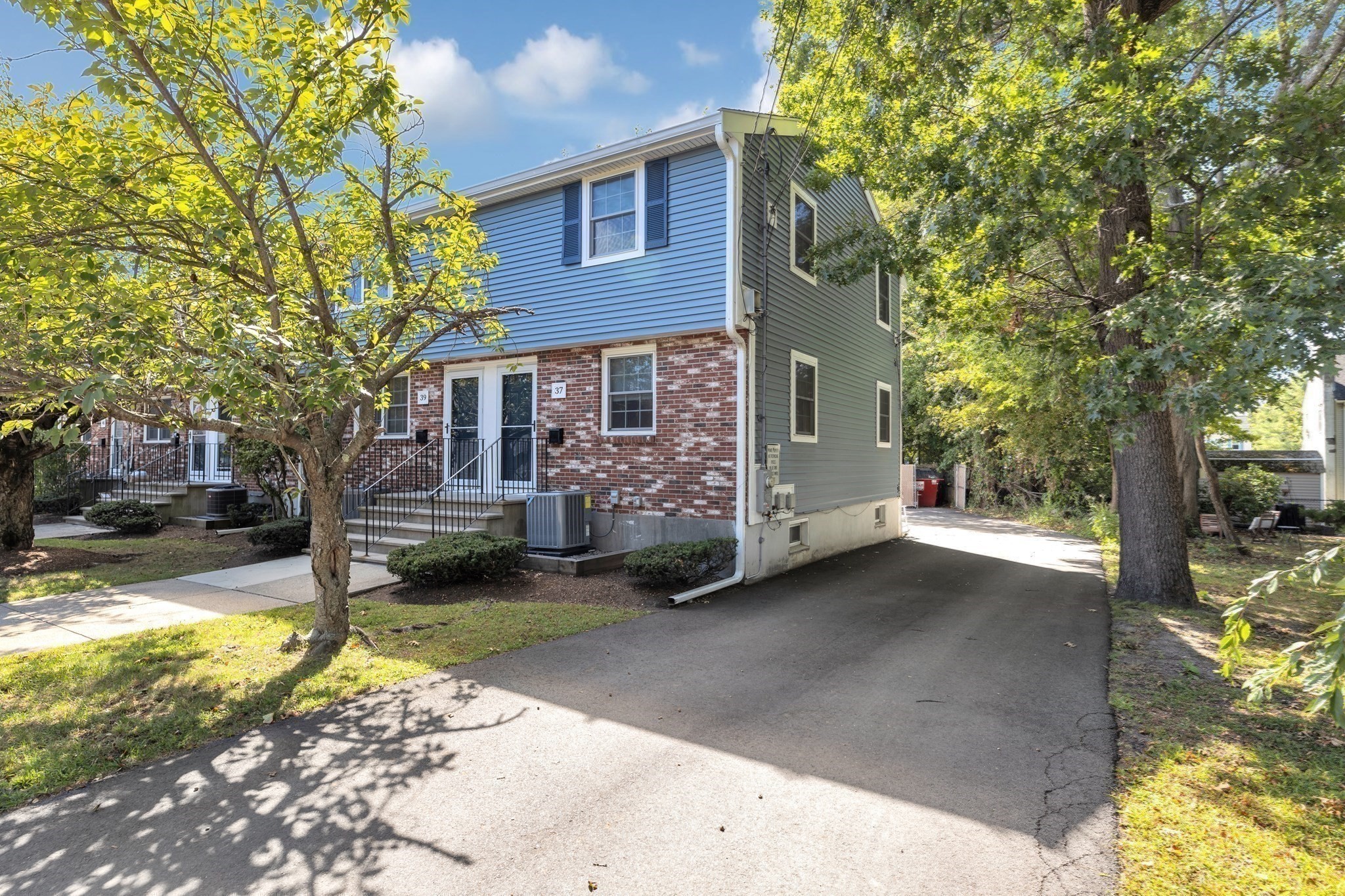 37 Leominster Rd Unit 37, Dedham, MA 02026