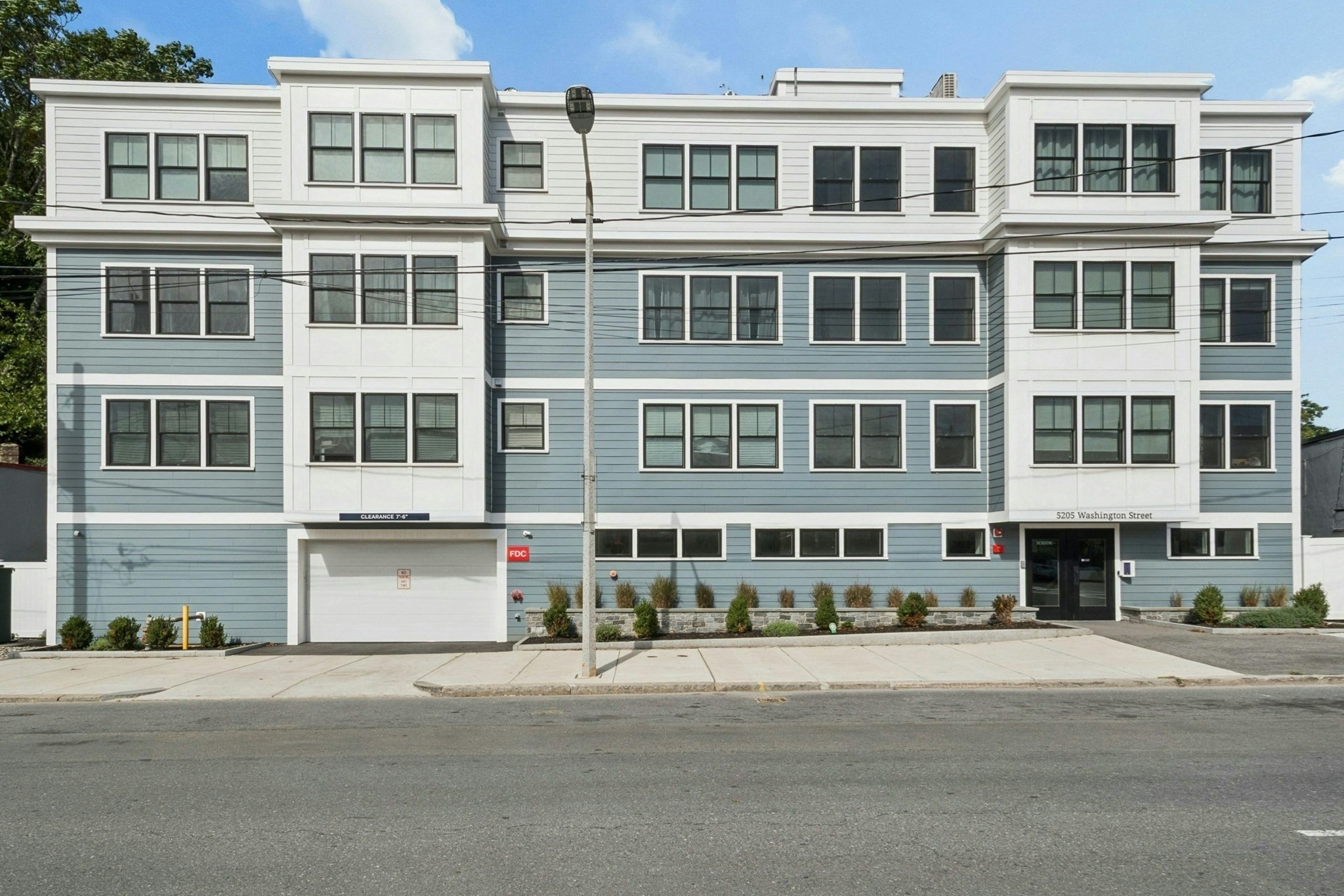 5205 Washington St Unit 305R, West Roxbury, Boston, MA 02132