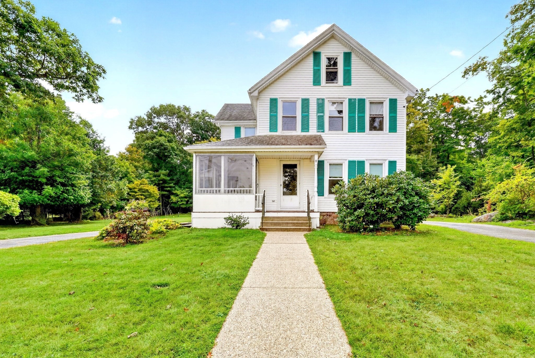 25 Spring St, Foxboro, MA 02035