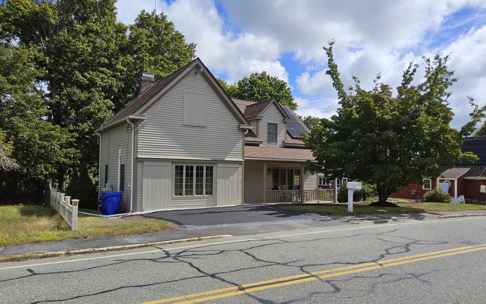 63 Pleasant St, Rockland, MA 02370