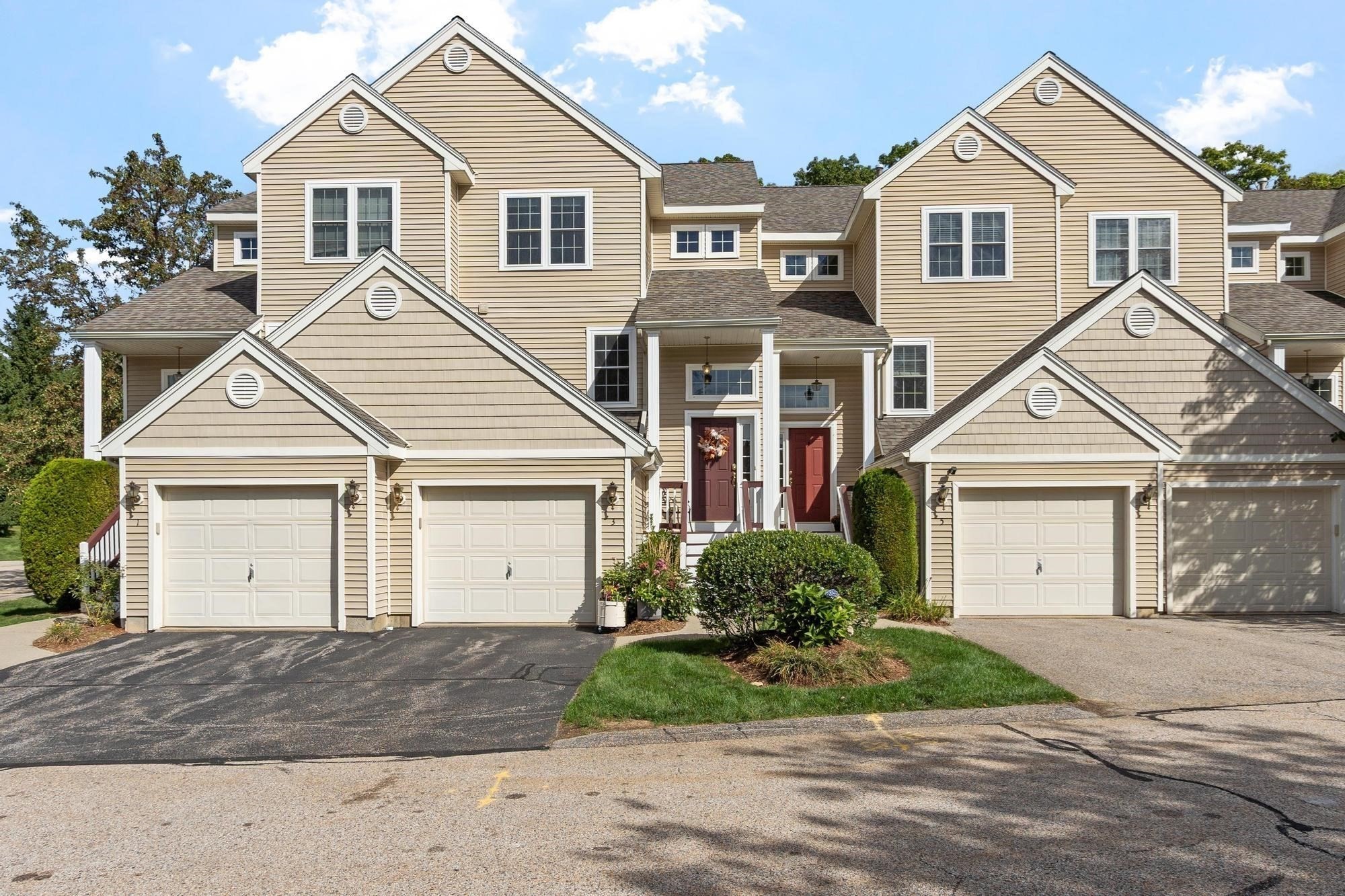 3 Robert Cir Unit 3, Grafton, MA 01536