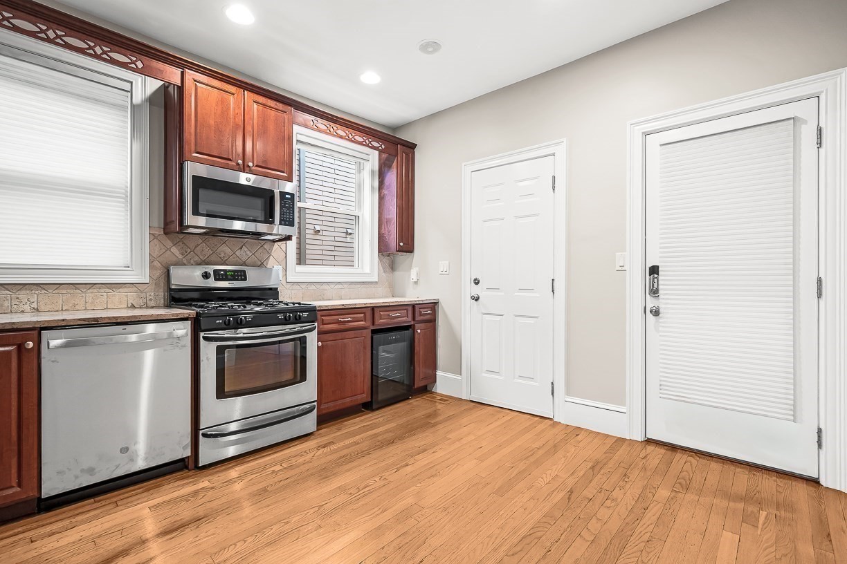 12 I St Unit 1, South Boston, Boston, MA 02127 - Image 8