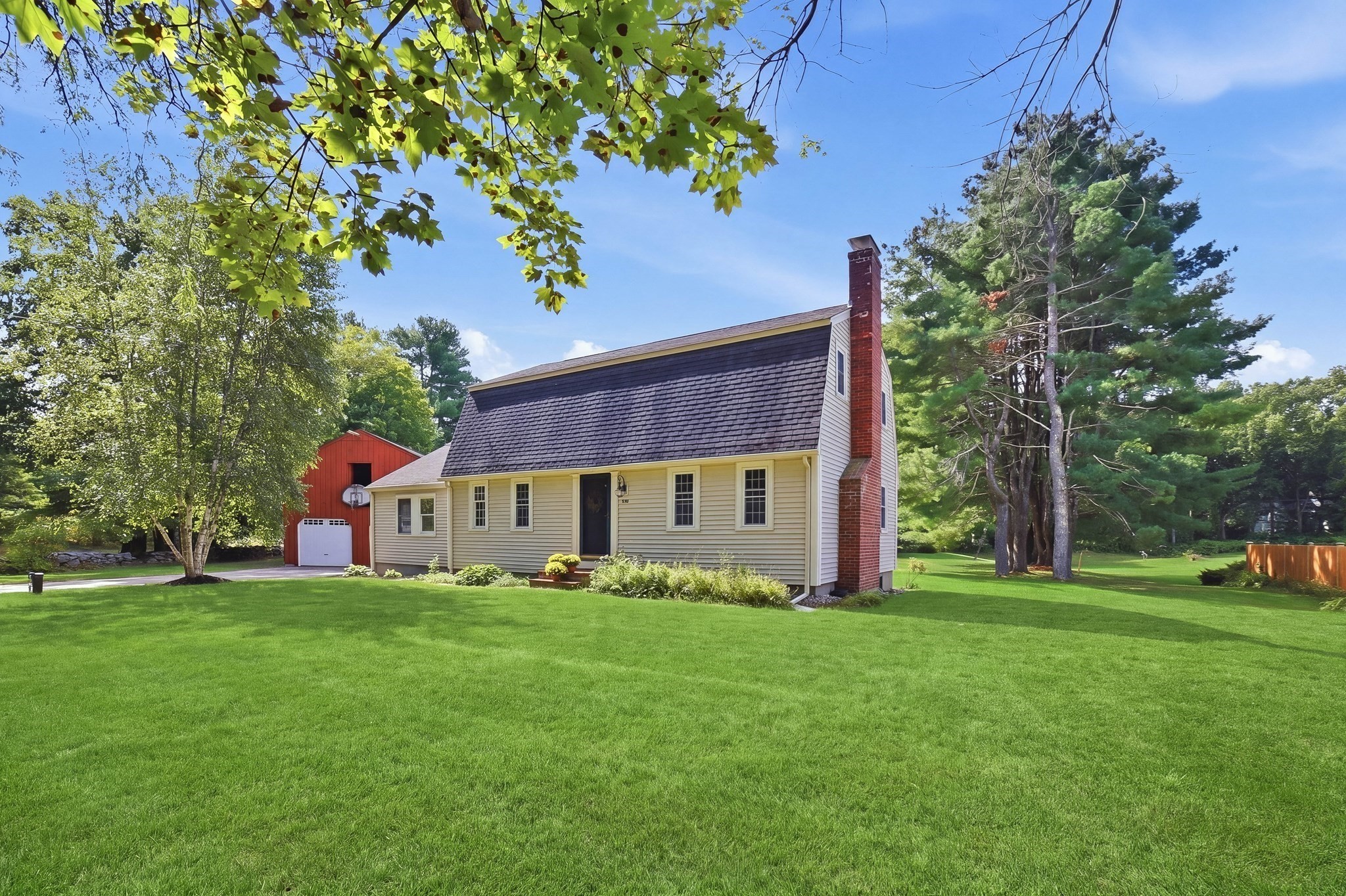 407 Stow Rd, Boxborough, MA 01719