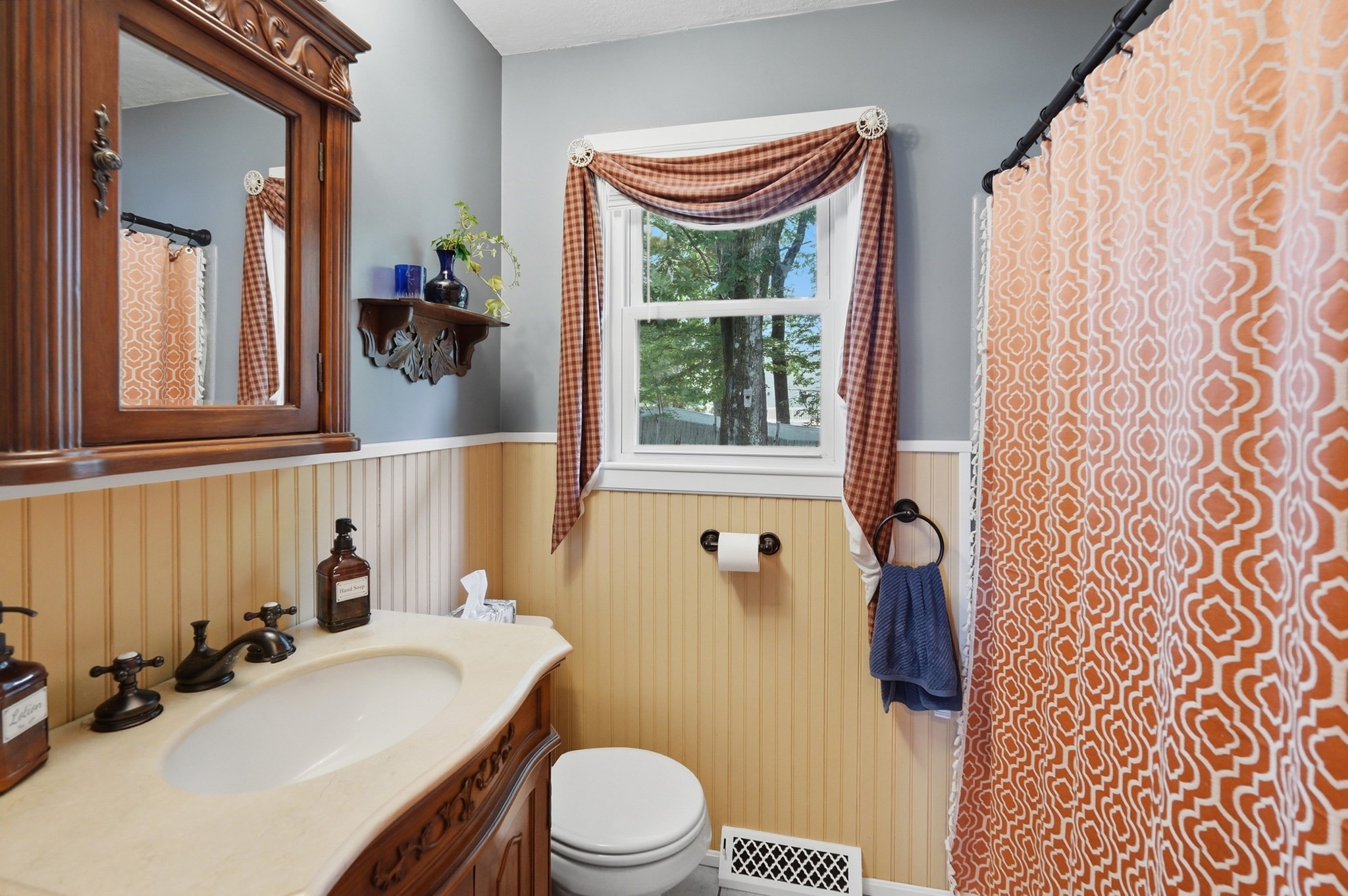 50 Naples St., Leominster, MA 01453 - Image 21