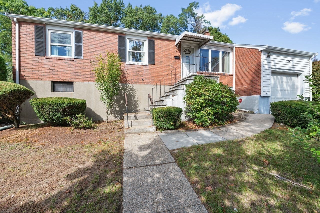 195 Temple Road, Waltham, MA 02452