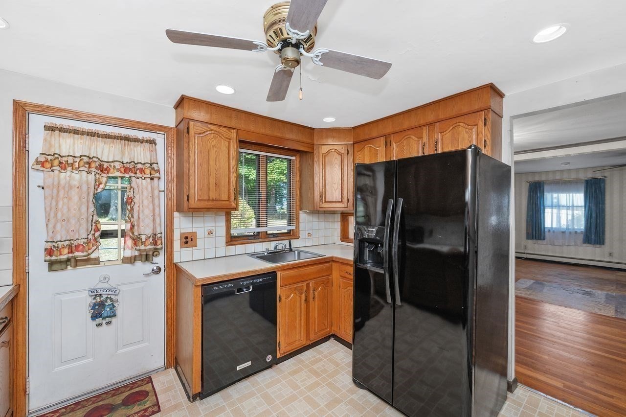 195 Temple Road, Waltham, MA 02452 - Image 24