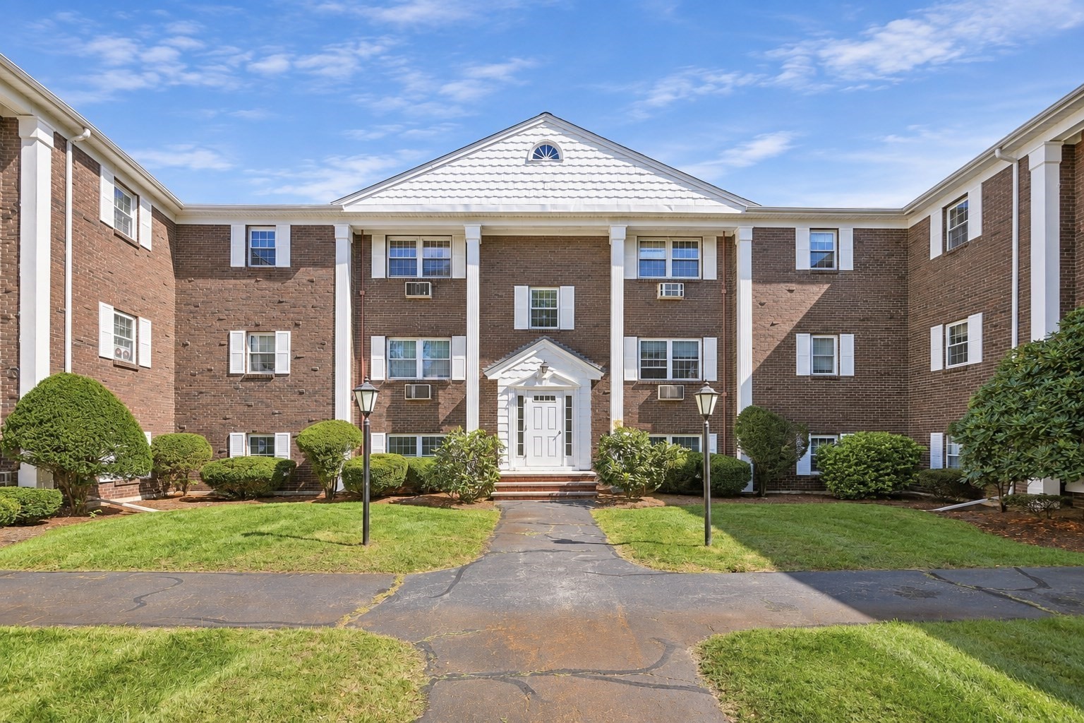 132 Parker St Unit H6, Acton, MA 01720