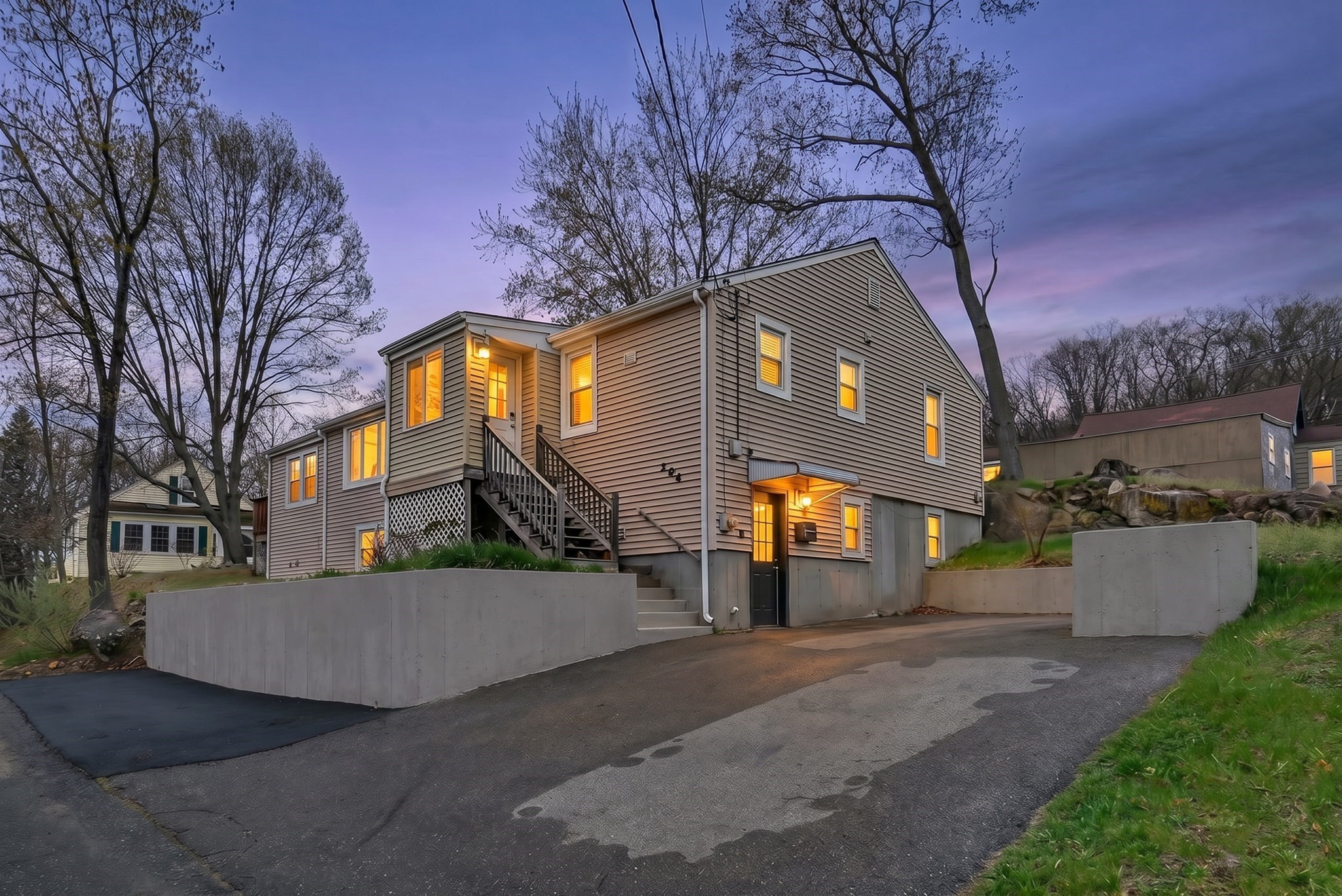 204 Talcott St, Woonsocket, RI 02895
