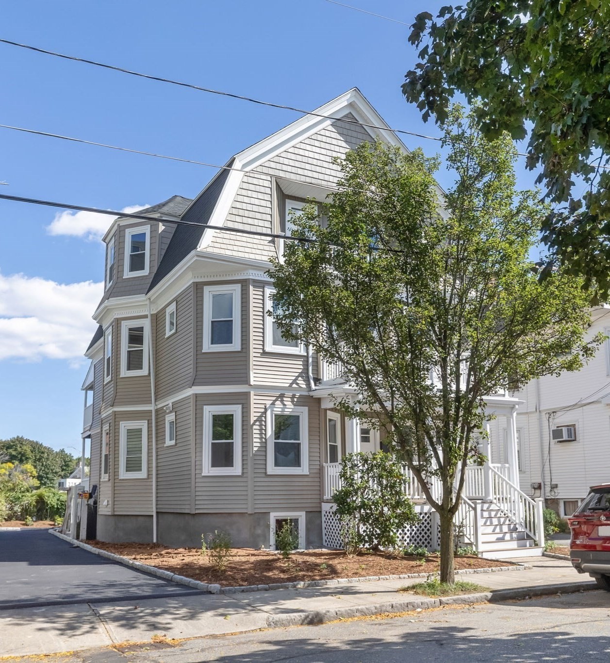 83 Kenmere Unit 2, Medford, MA 02155