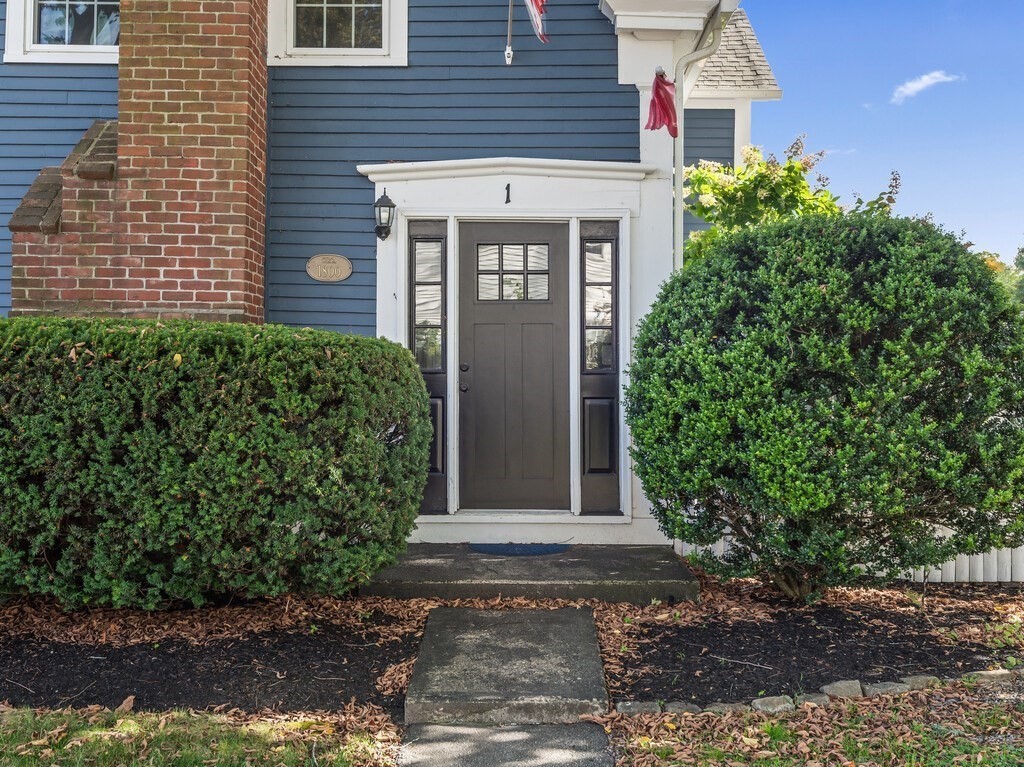 1 Wesleyan St, Shrewsbury, MA 01545