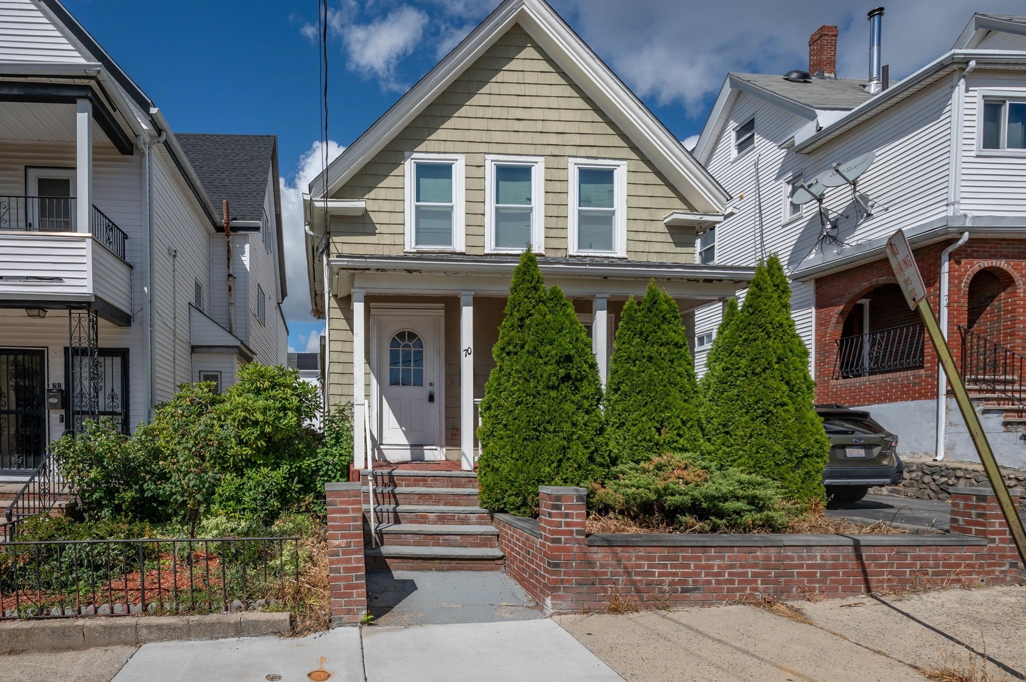 70 Dean St., Everett, MA 02149