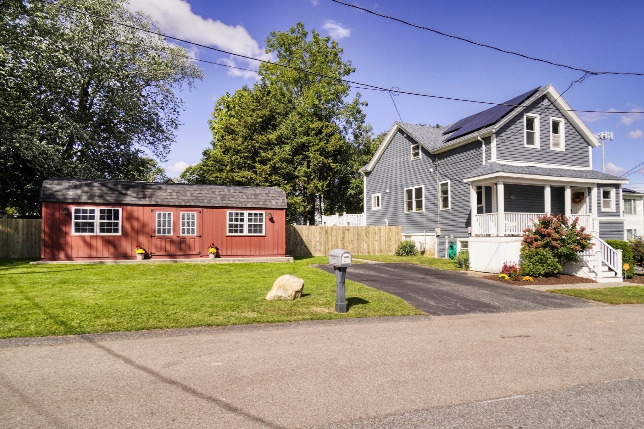 35 Nightingale St, Fall River, MA 02721