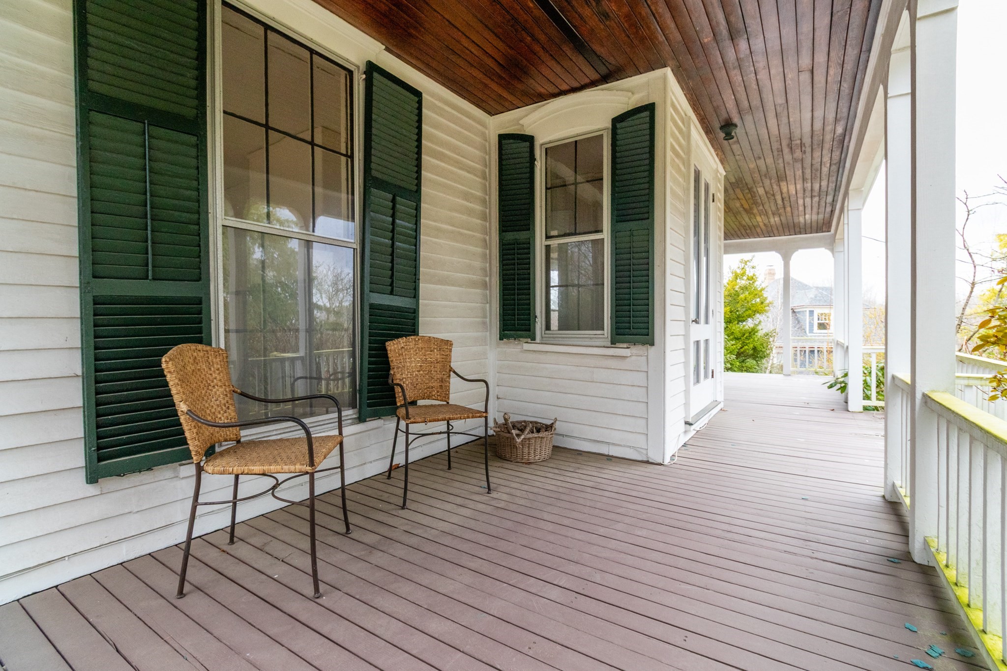 140 Pleasant St, Newton, MA 02459