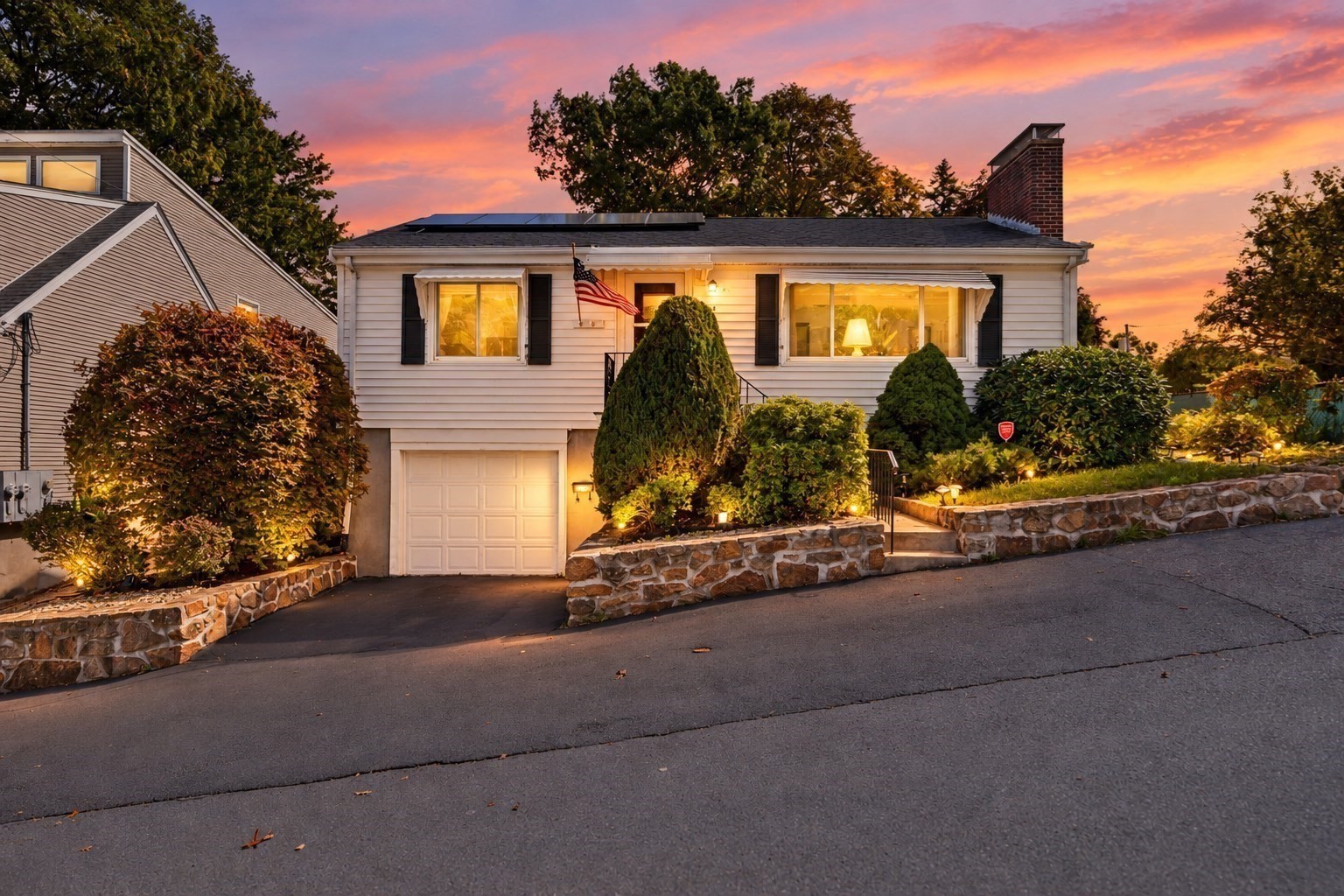 38 Bonavesta St, Lynn, MA 01905