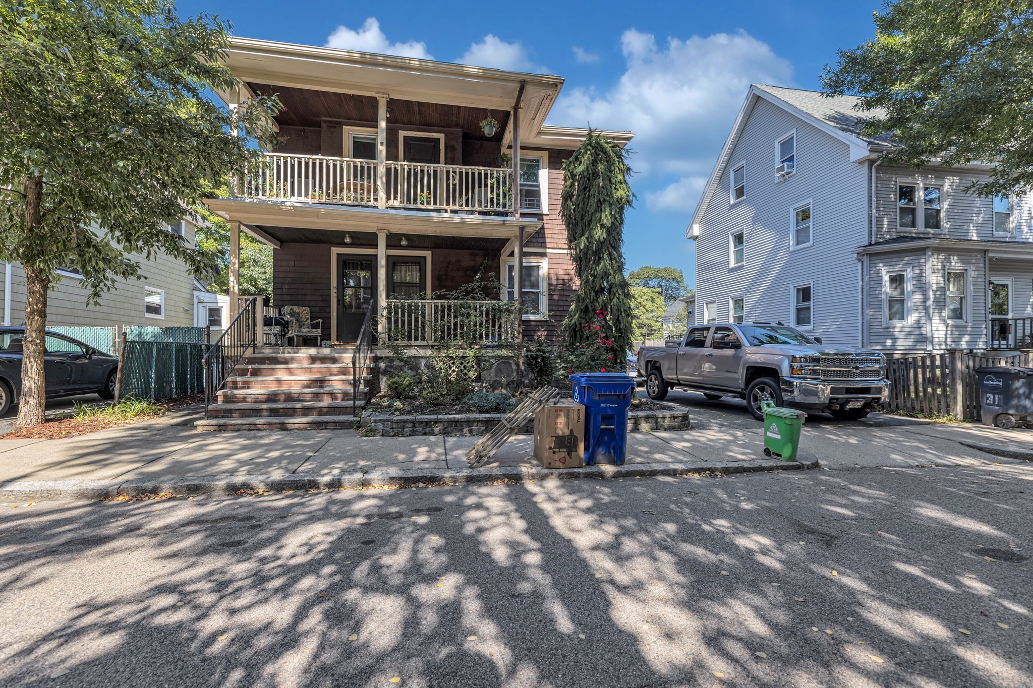 33 Brookdale St, Roslindale, Boston, MA 02131