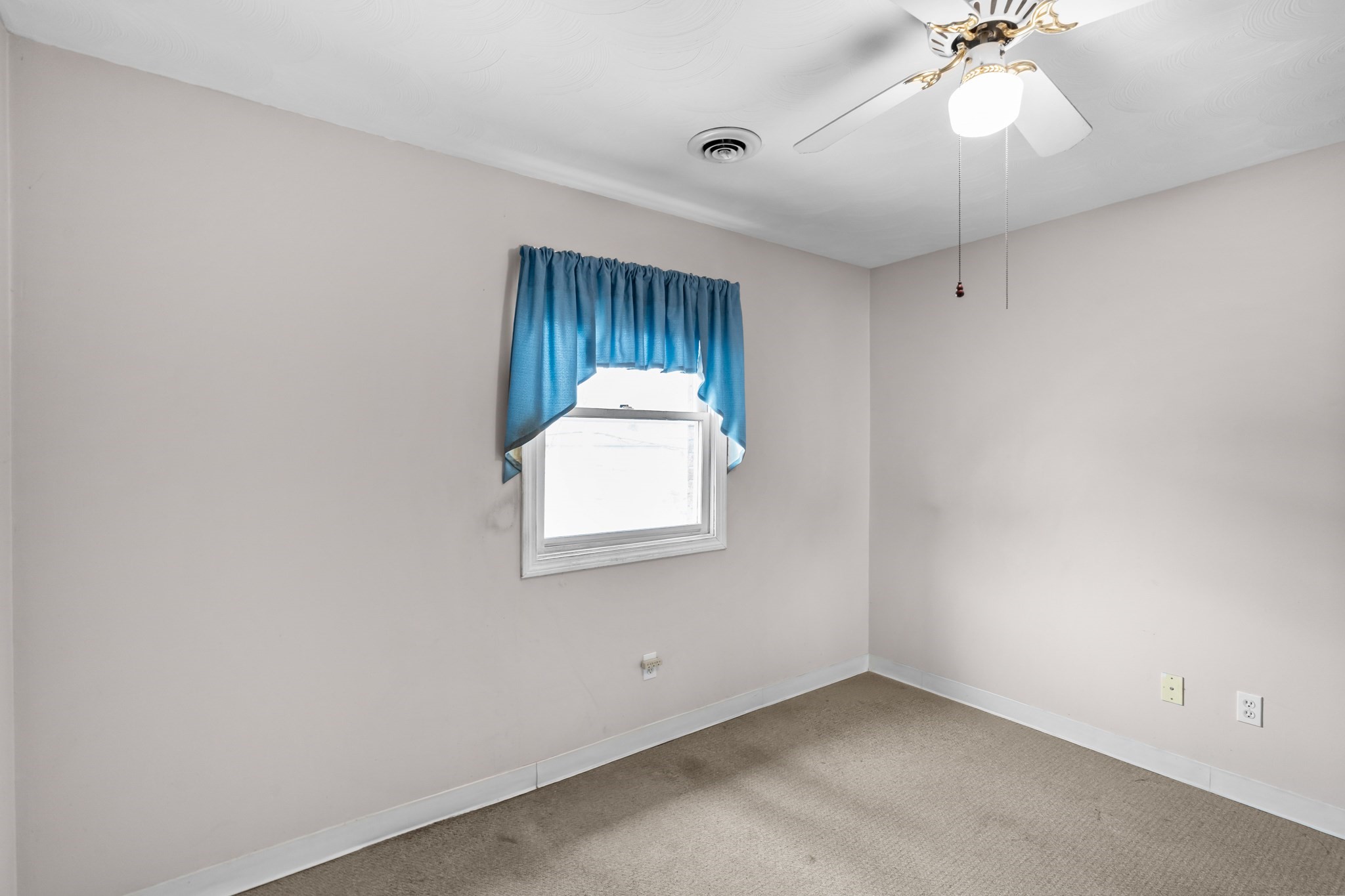 70 North Court Unit F, Fall River, MA 02720 - Image 12