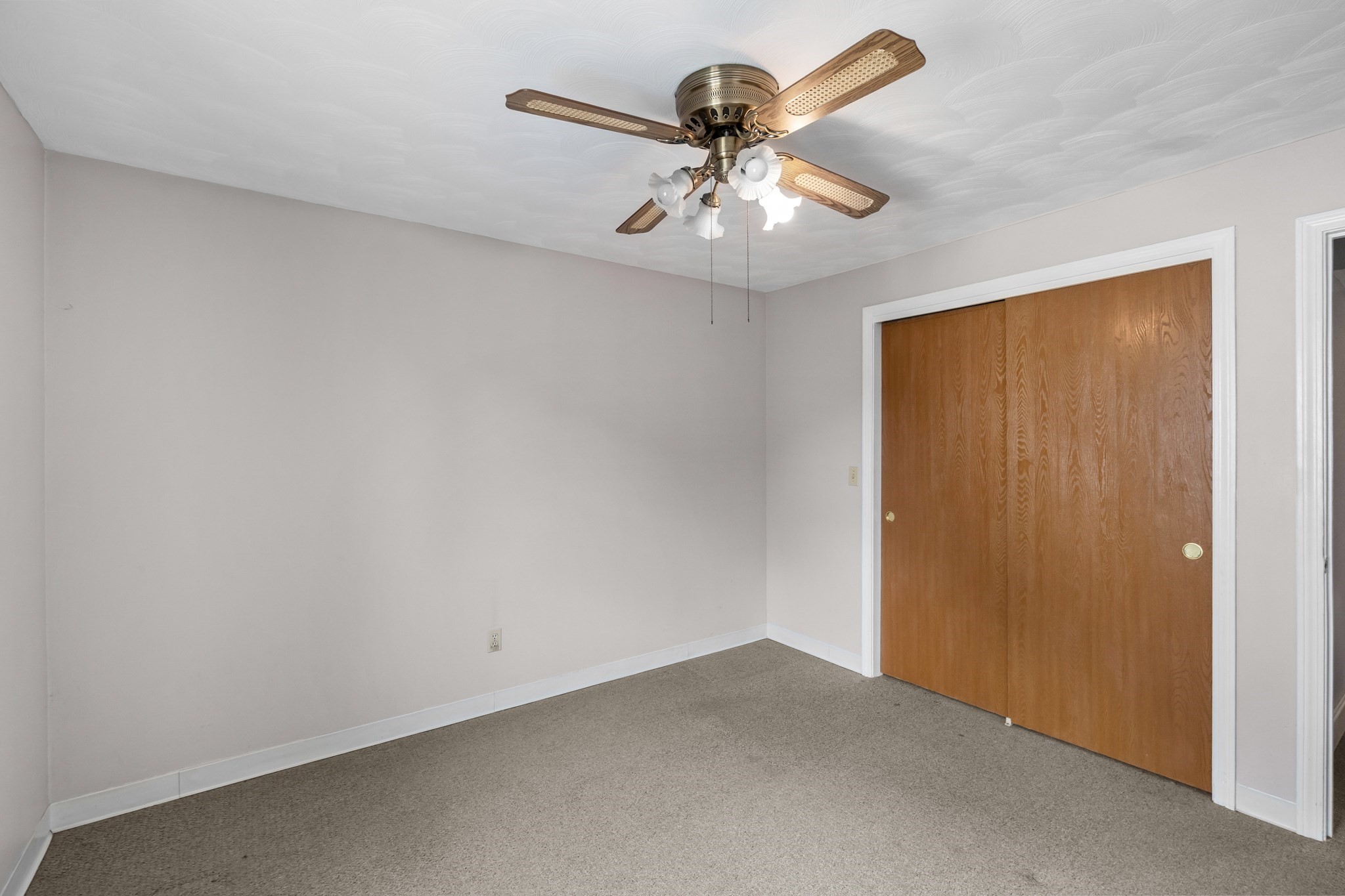 70 North Court Unit F, Fall River, MA 02720 - Image 15