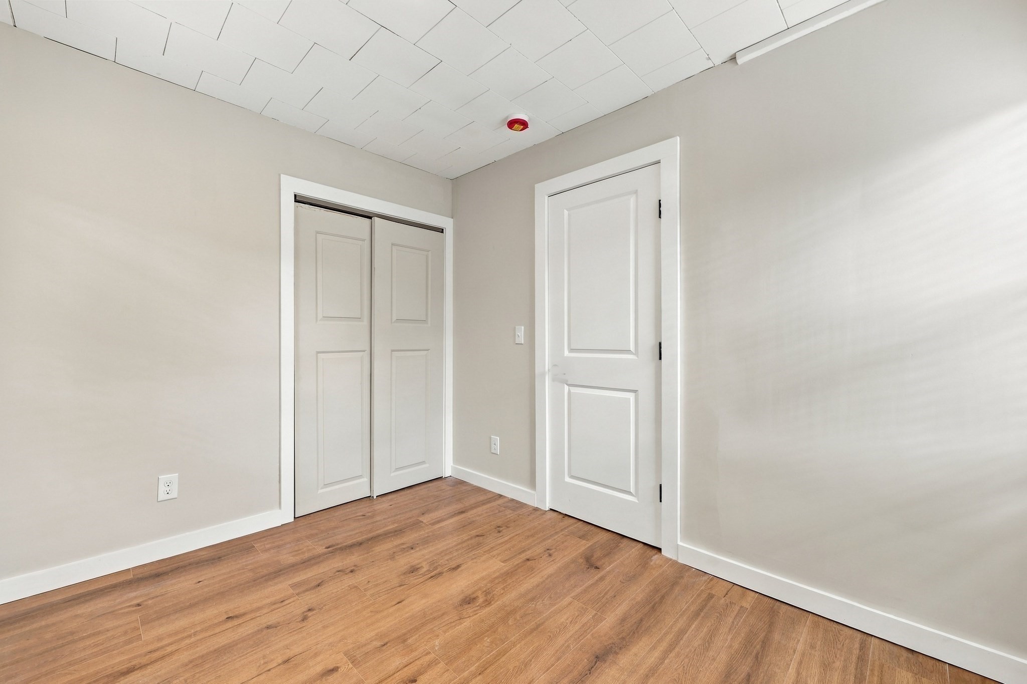 13 Elm Street, Leominster, MA 01453 - Image 16
