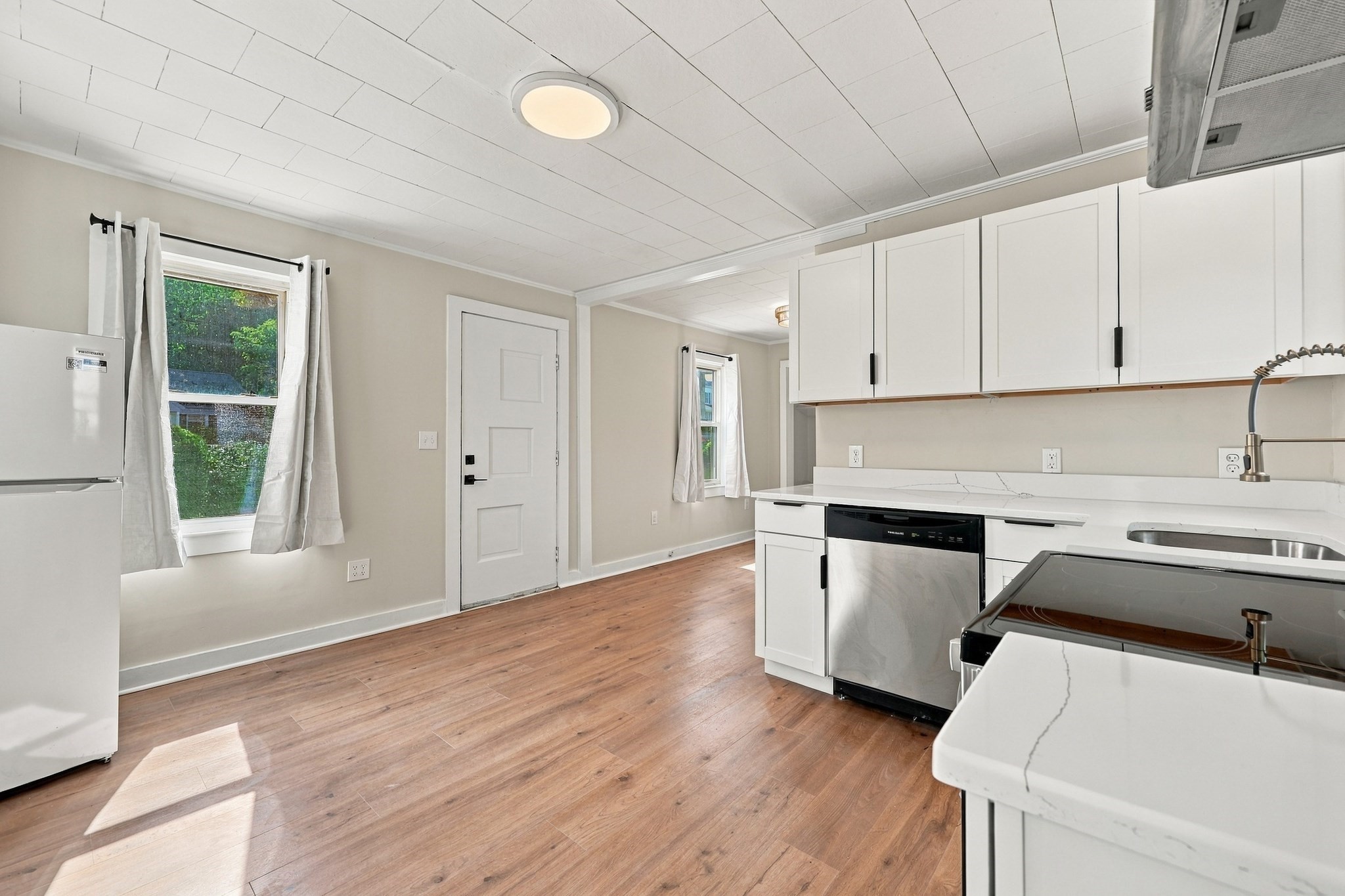 13 Elm Street, Leominster, MA 01453 - Image 6