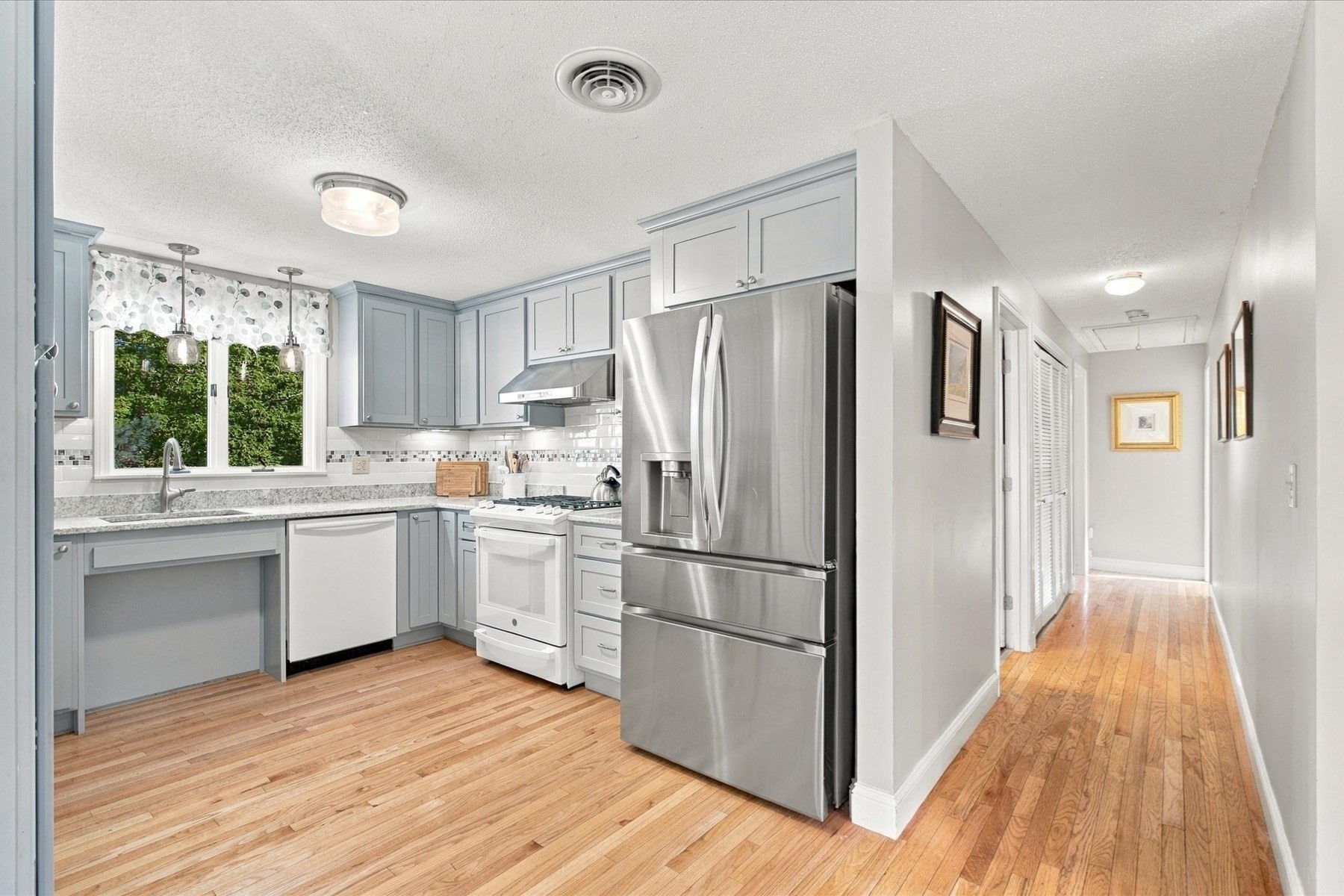 402 Prince Hinckley Rd, Barnstable, MA 02632 - Image 16