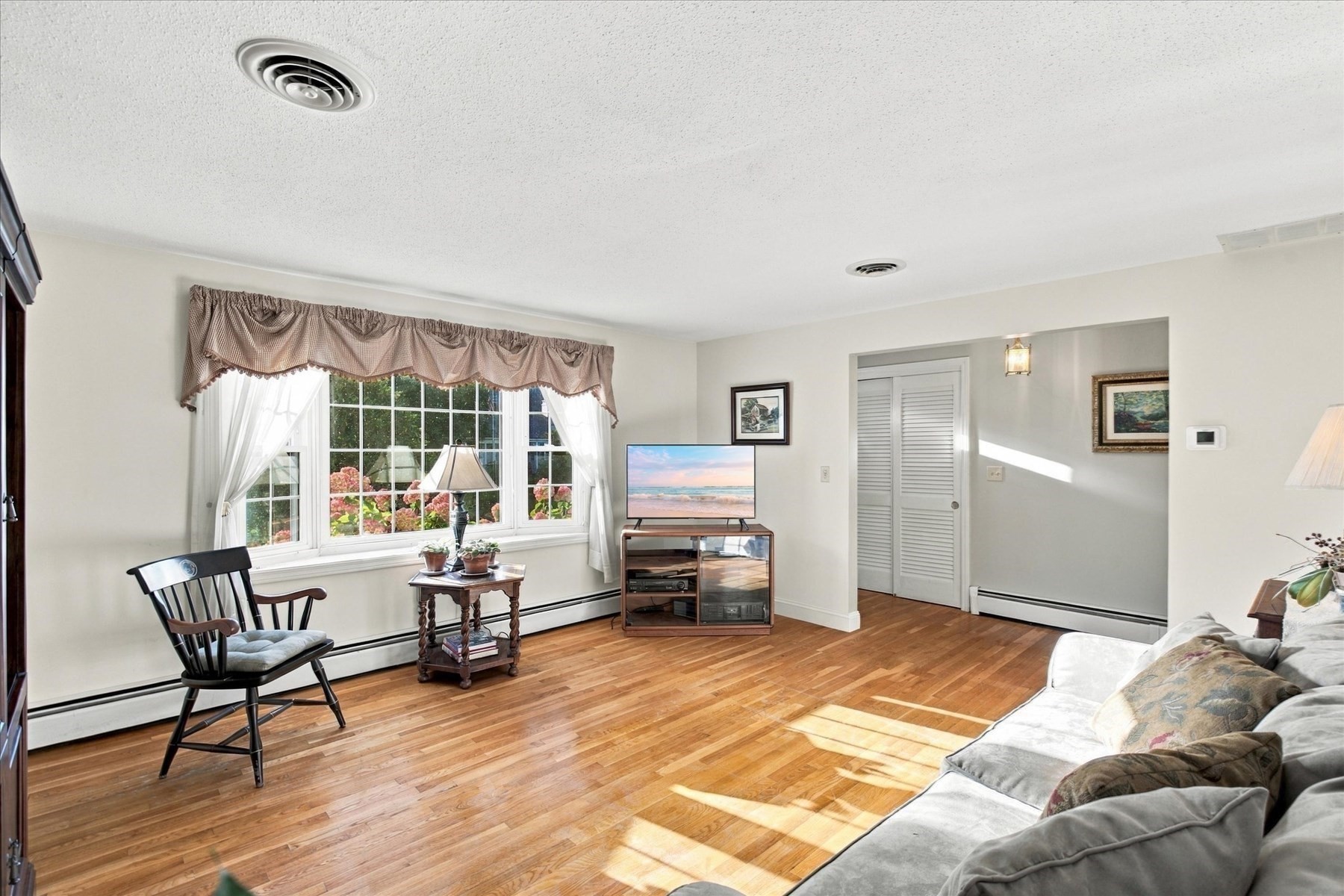 402 Prince Hinckley Rd, Barnstable, MA 02632 - Image 8