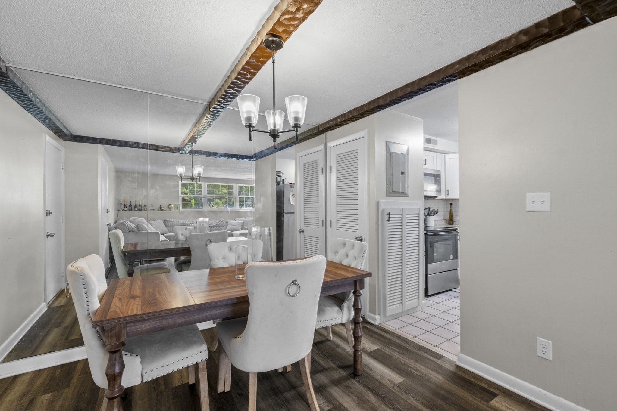 103 Oak Ln Unit 4, Brockton, MA 02301