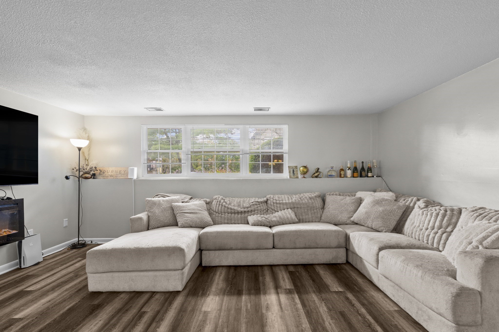 103 Oak Ln Unit 4, Brockton, MA 02301 - Image 5