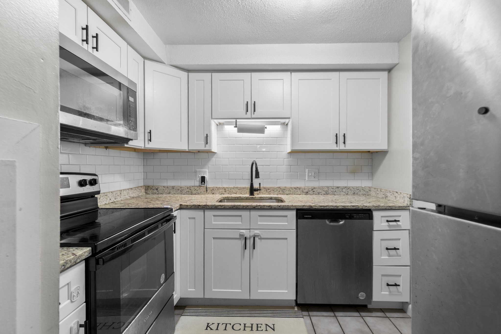 103 Oak Ln Unit 4, Brockton, MA 02301 - Image 8