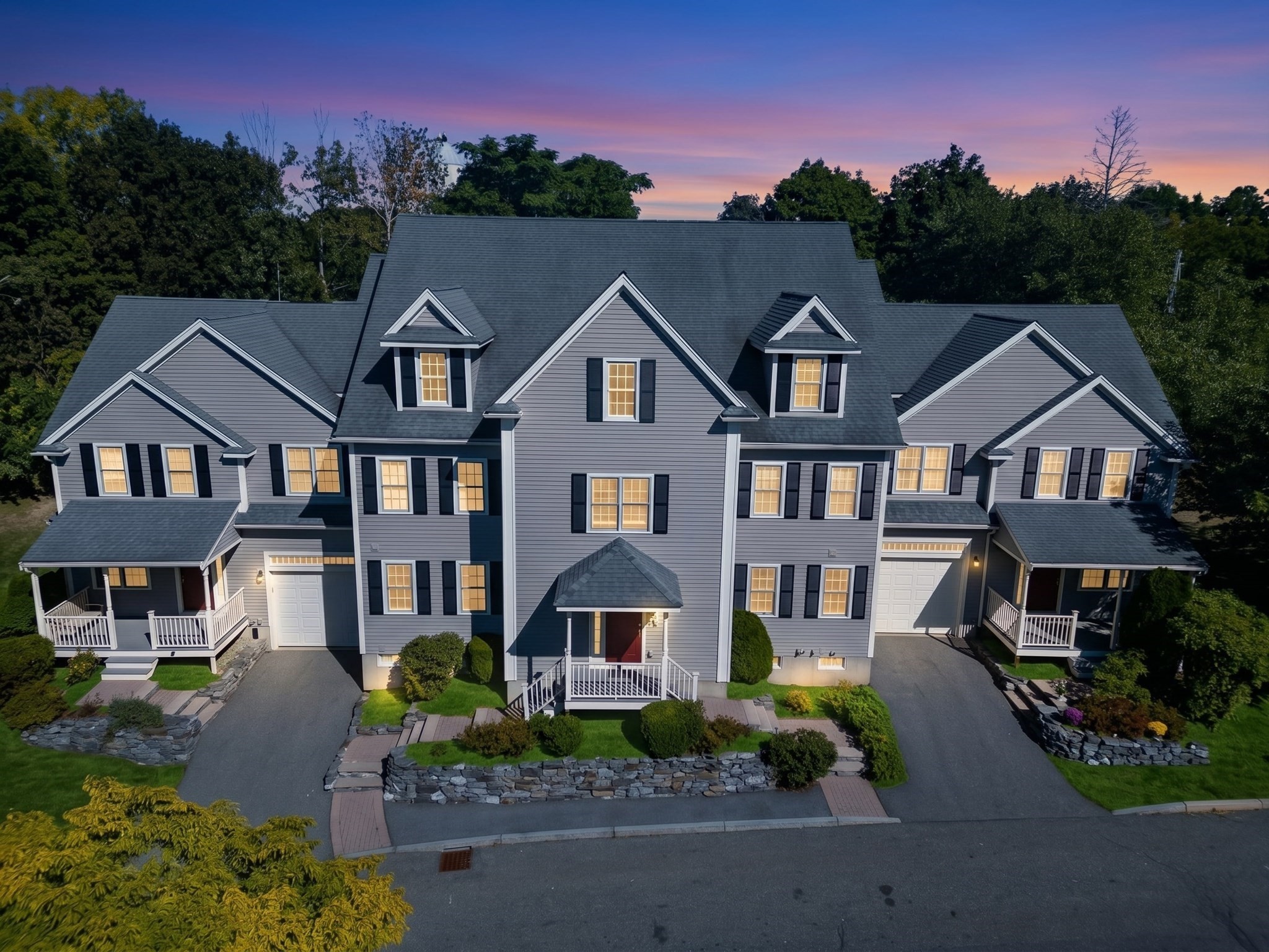 10 Cunningham Ln Unit 104, Billerica, MA 01821