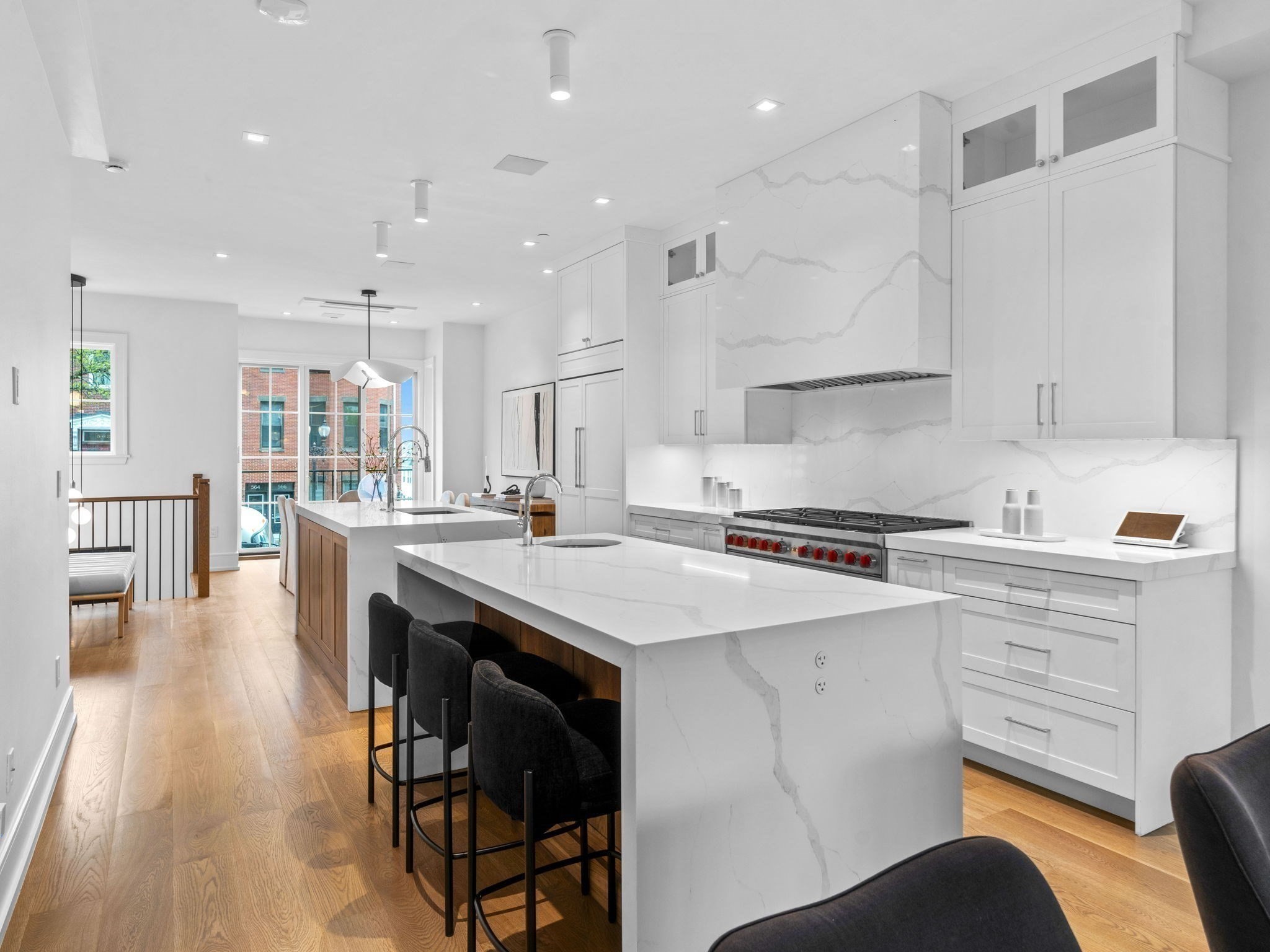 555 E Broadway, South Boston, Boston, MA 02127
