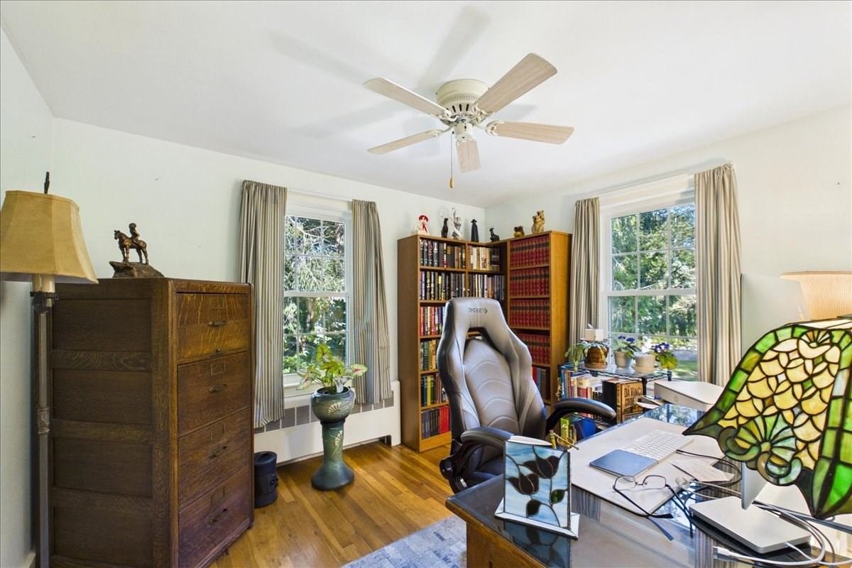 1876 Phinneys Ln, Barnstable, MA 02630 - Image 15