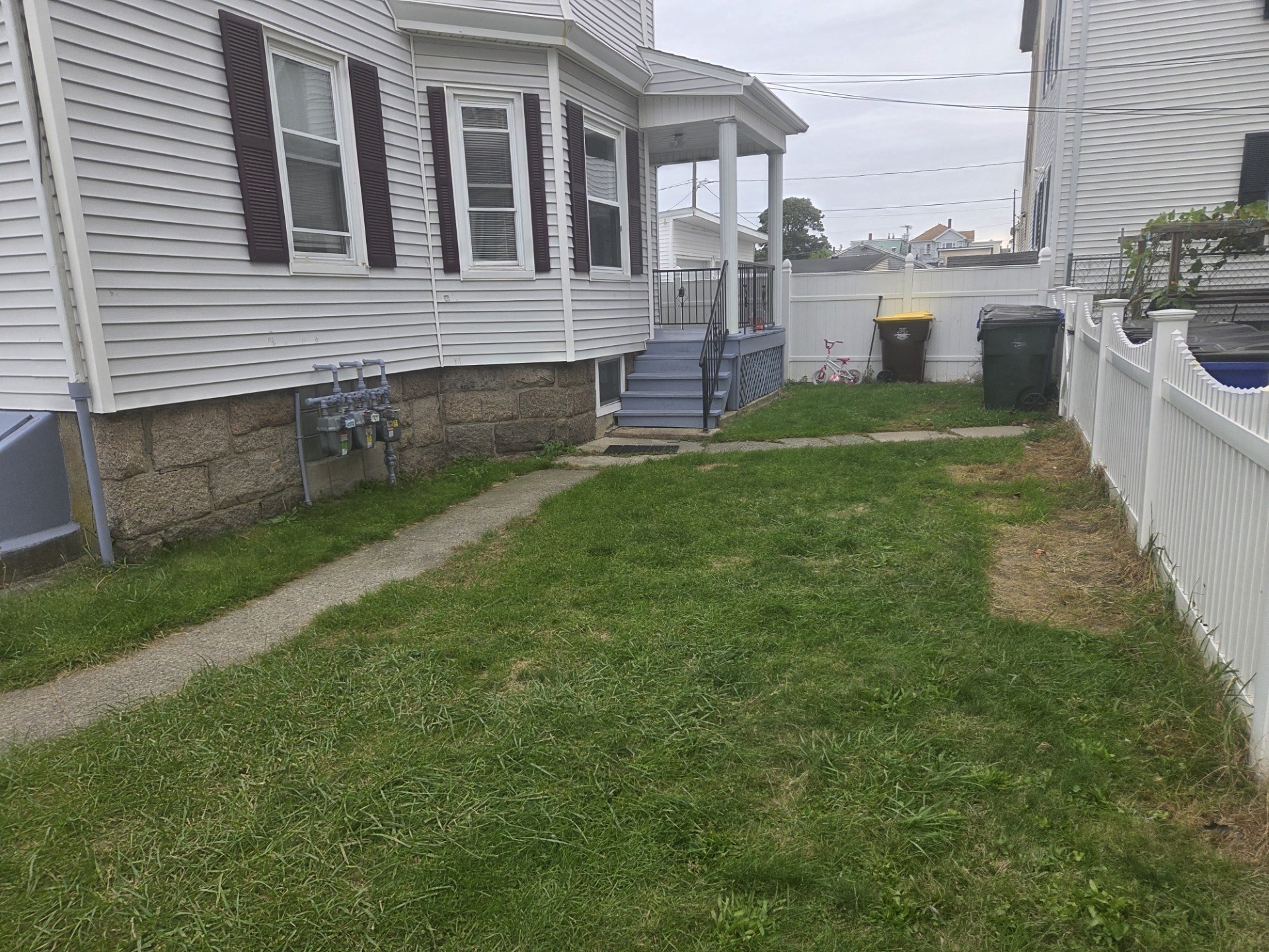 953 Globe Street, Fall River, MA 02724 - Image 3