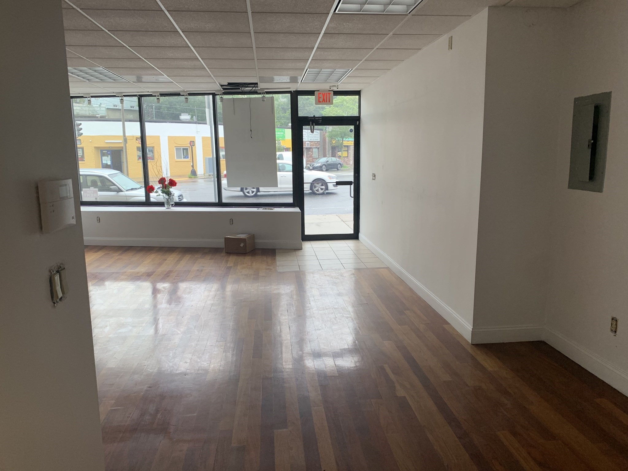 5194 Washington St, West Roxbury, Boston, MA 02132 - Image 2