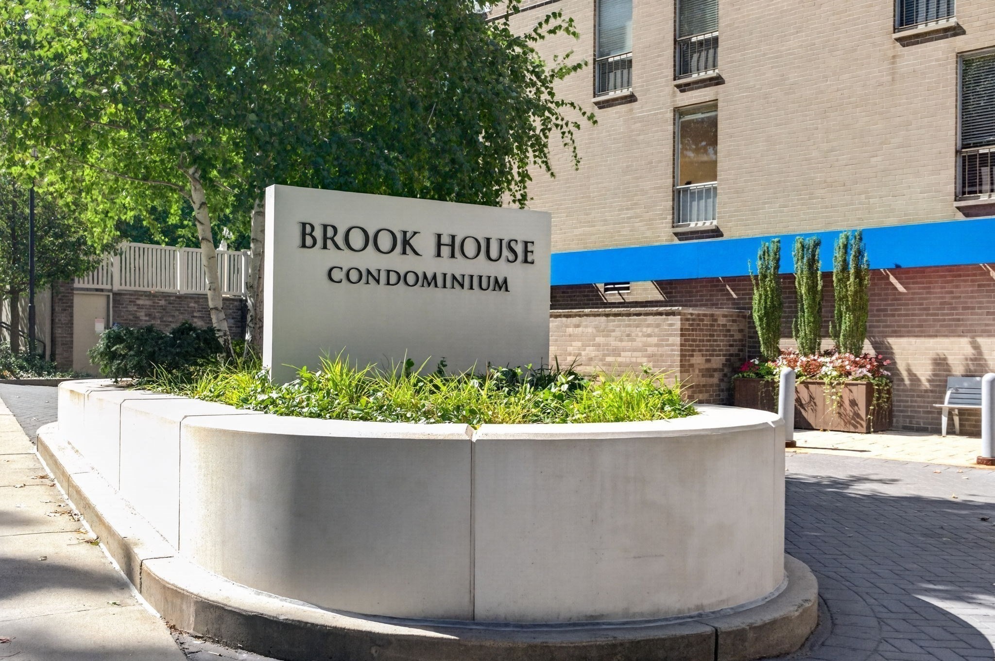 44 Washington Unit 502, Brookline, MA 02445